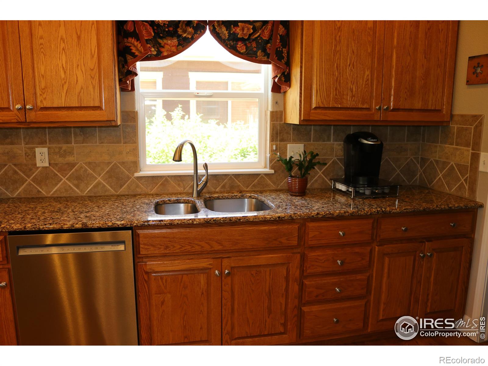 MLS Image #10 for 1679  green river drive,windsor, Colorado