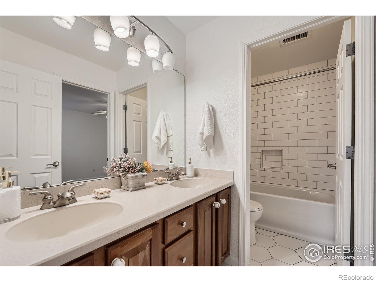MLS Image #16 for 14185  whitney circle,broomfield, Colorado