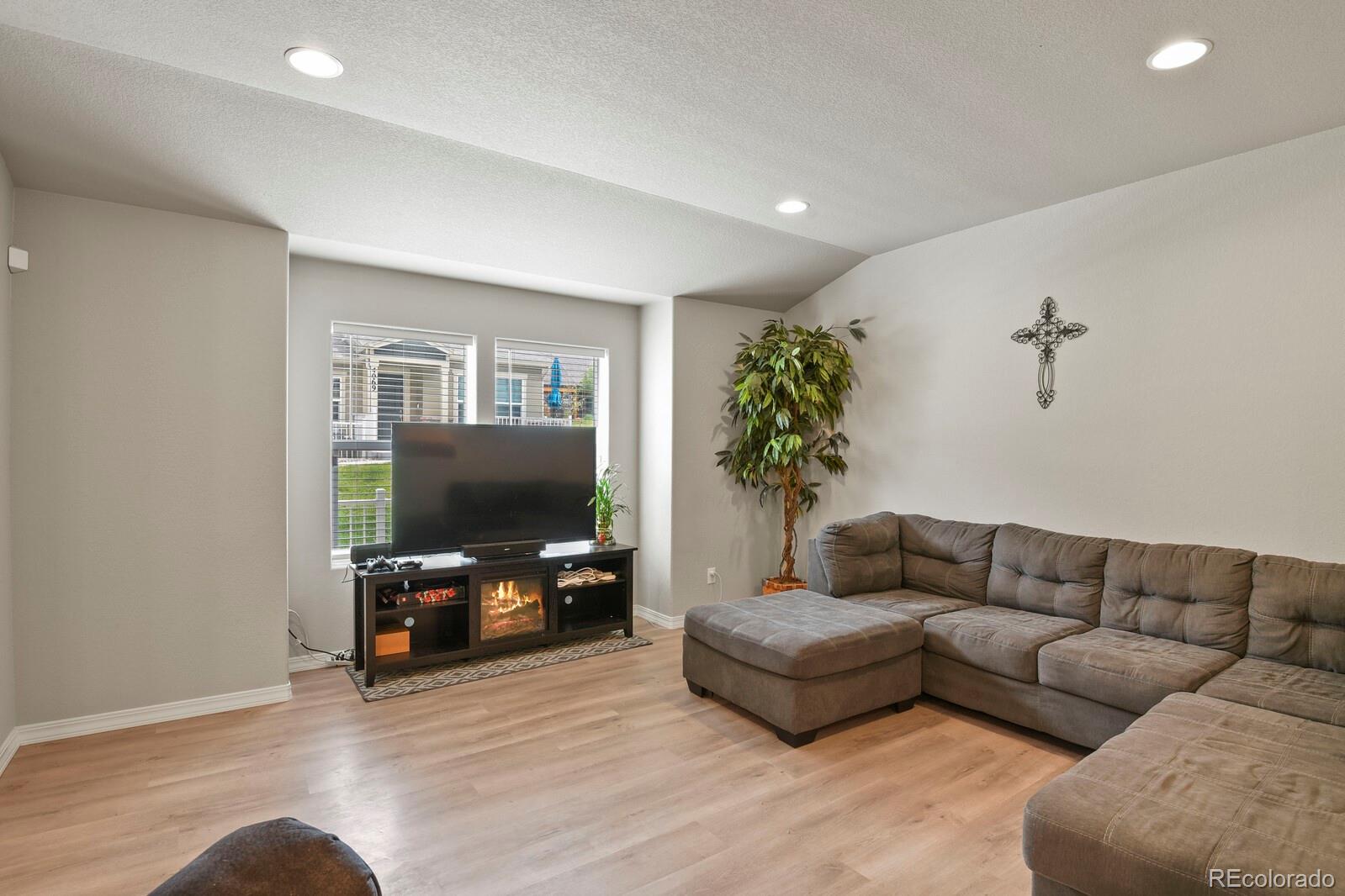 MLS Image #2 for 4046  tiberias point,colorado springs, Colorado