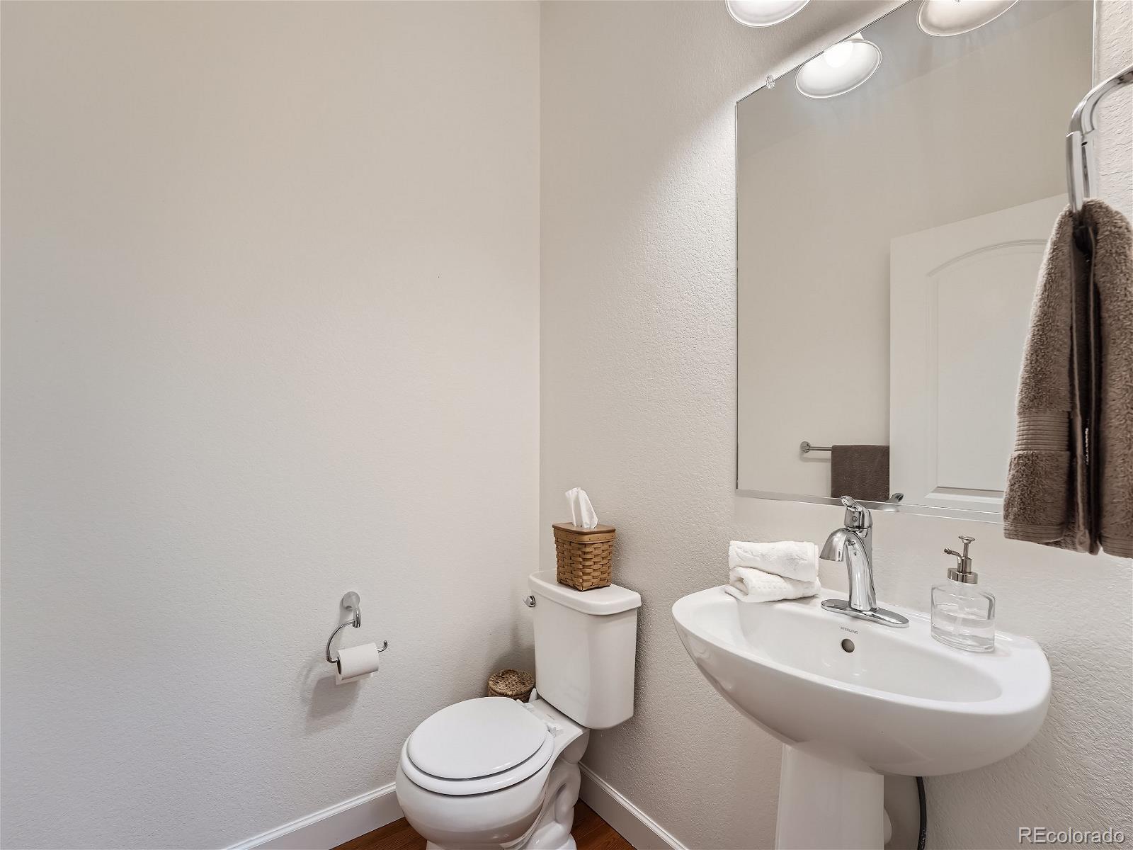 MLS Image #22 for 8036 e 53rd drive,denver, Colorado