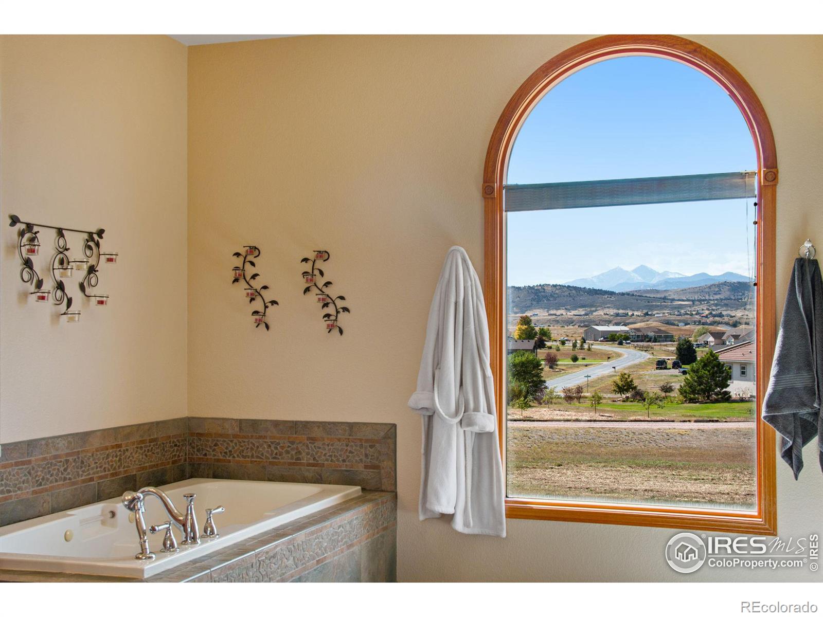 MLS Image #19 for 3654  nations way,berthoud, Colorado