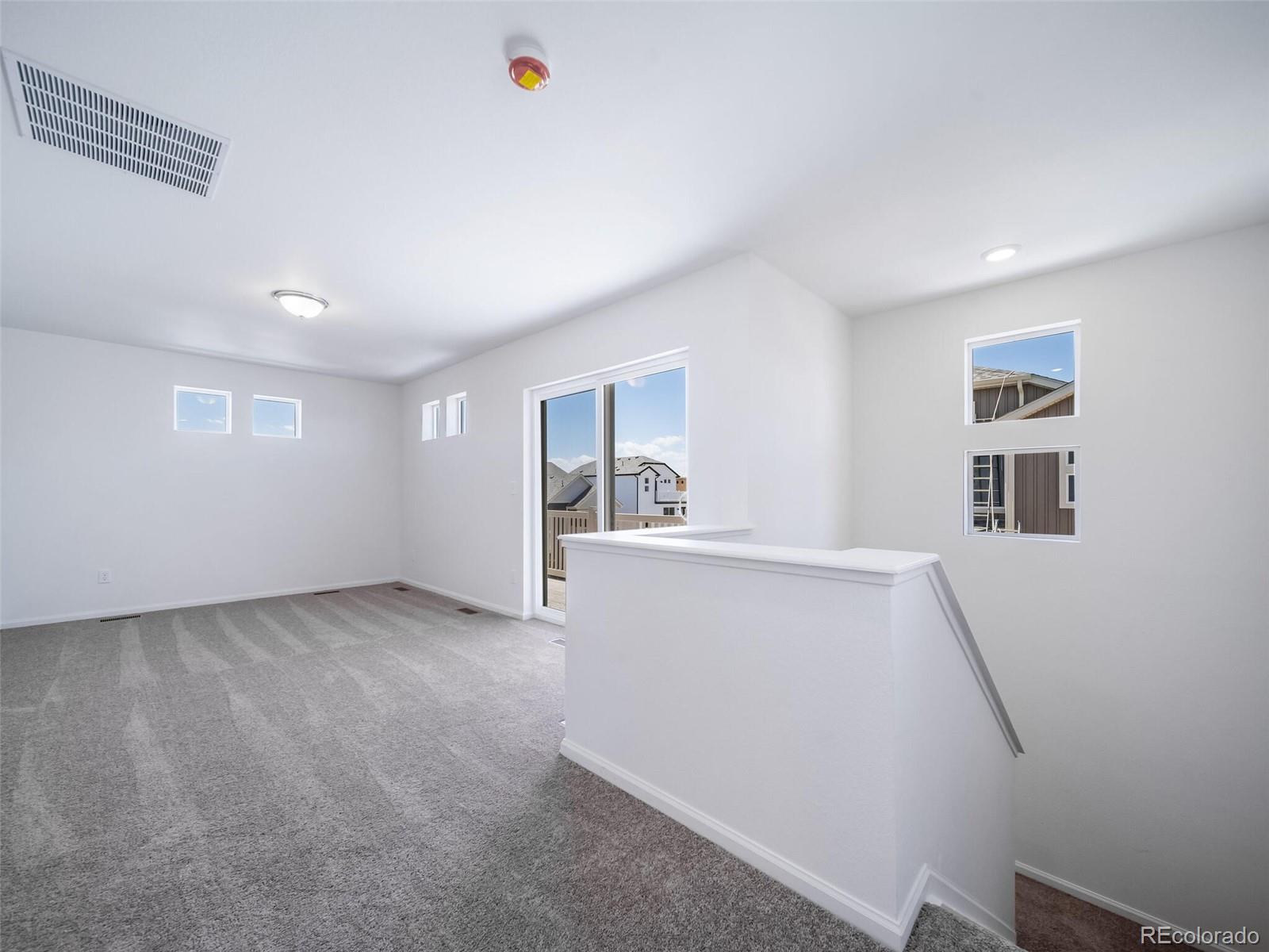 MLS Image #33 for 18127 e 51st place,denver, Colorado