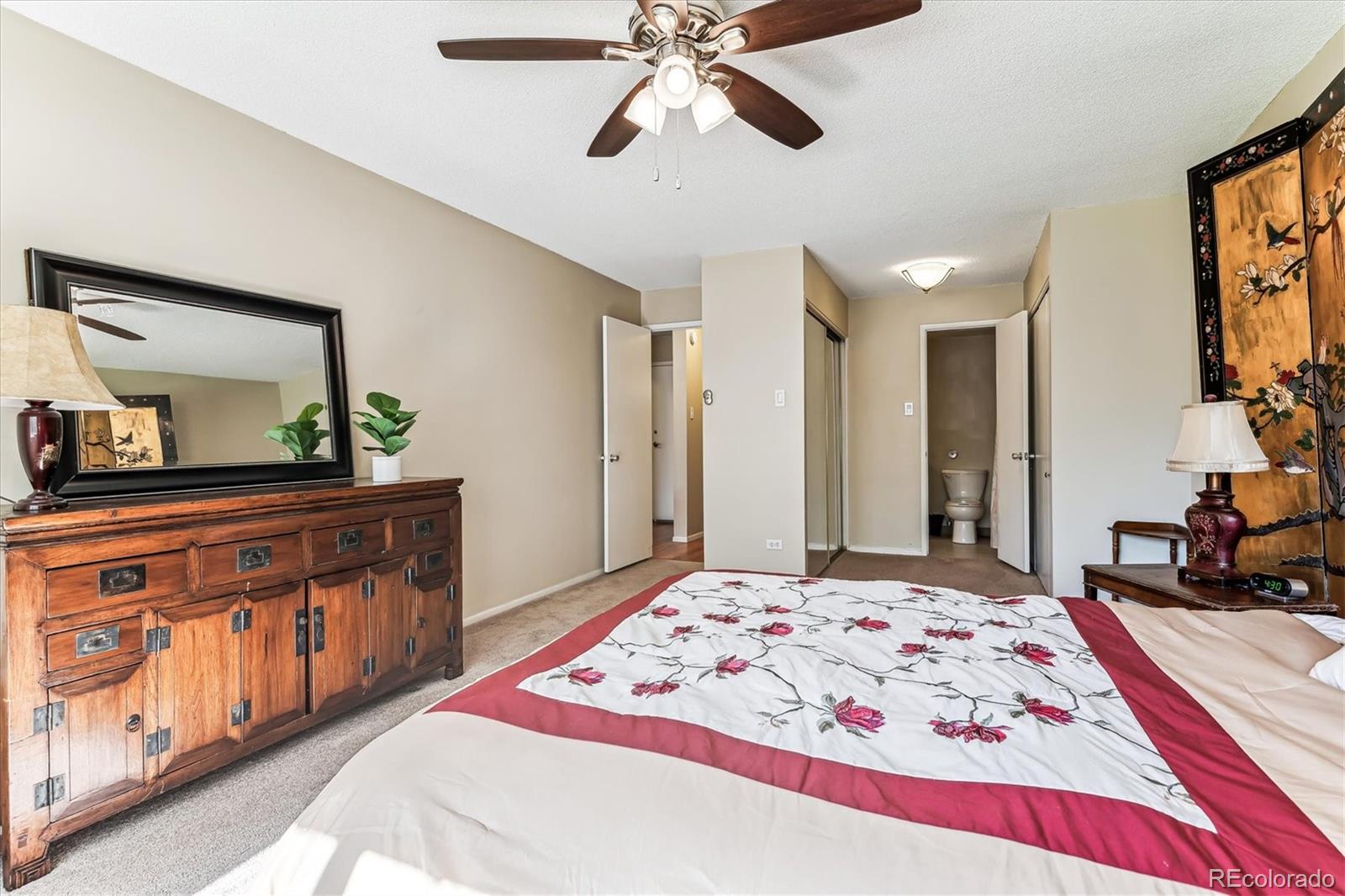 MLS Image #15 for 615 s alton way,denver, Colorado