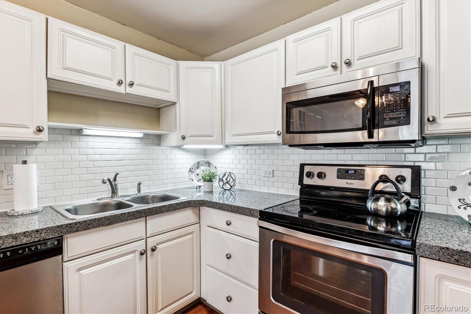 MLS Image #6 for 615 s alton way,denver, Colorado