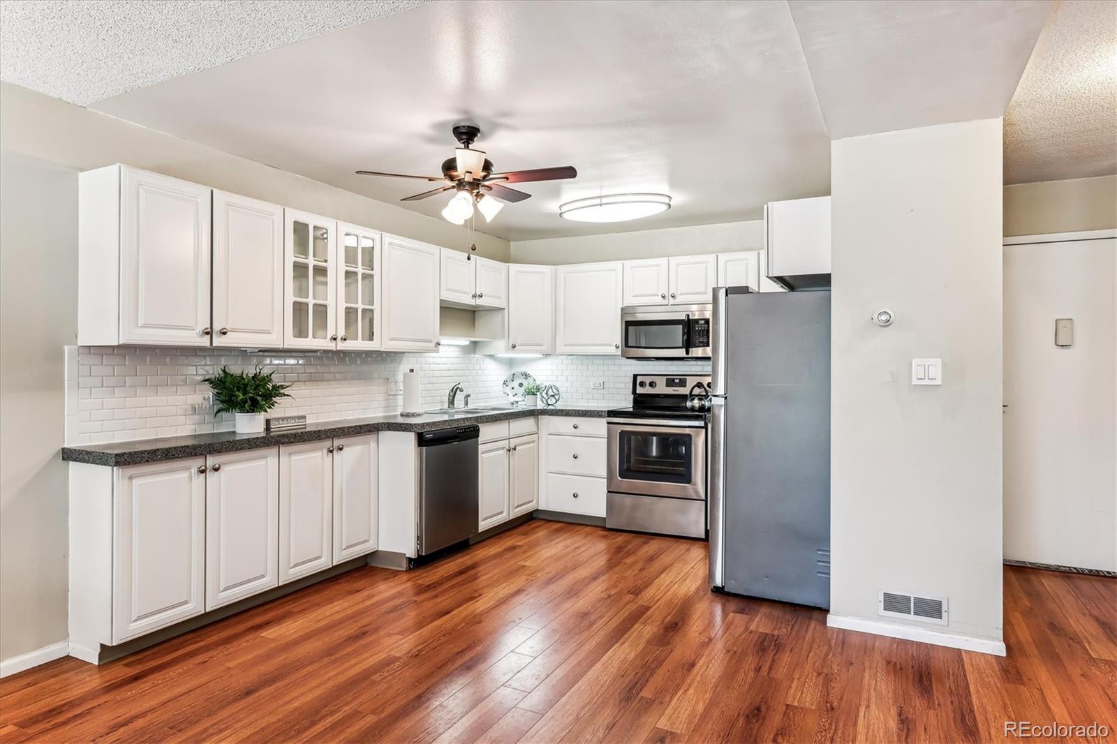 MLS Image #7 for 615 s alton way,denver, Colorado