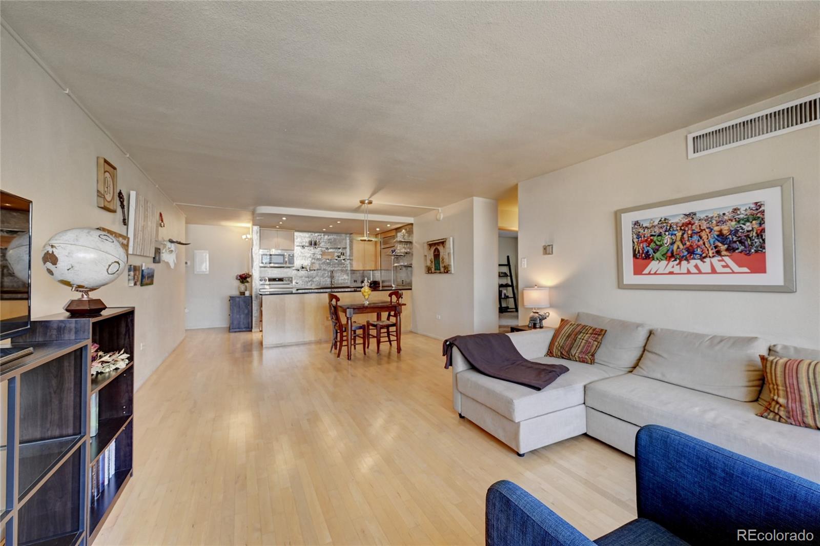 MLS Image #5 for 1020  15th street 9e,denver, Colorado