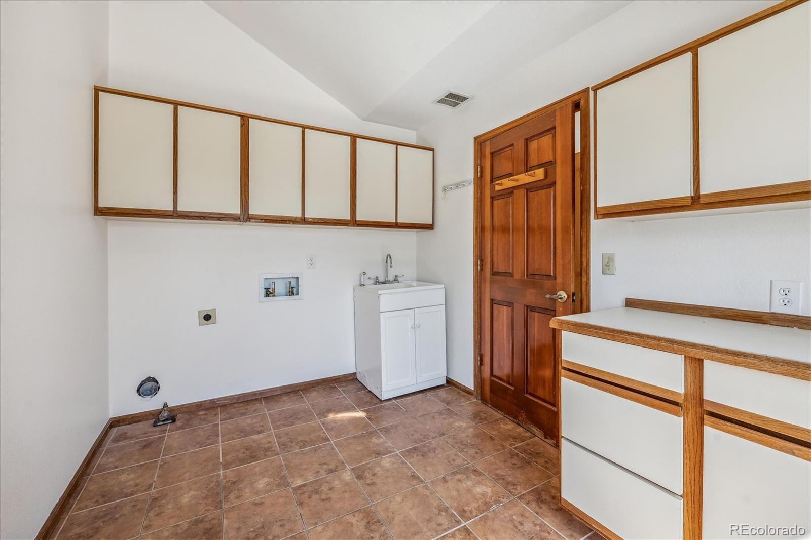 MLS Image #11 for 3081 w 151st court,broomfield, Colorado