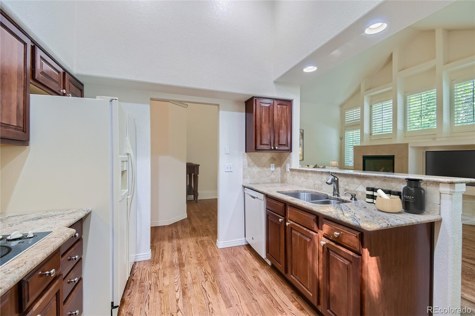 MLS Image #9 for 2616 s kipling court,lakewood, Colorado