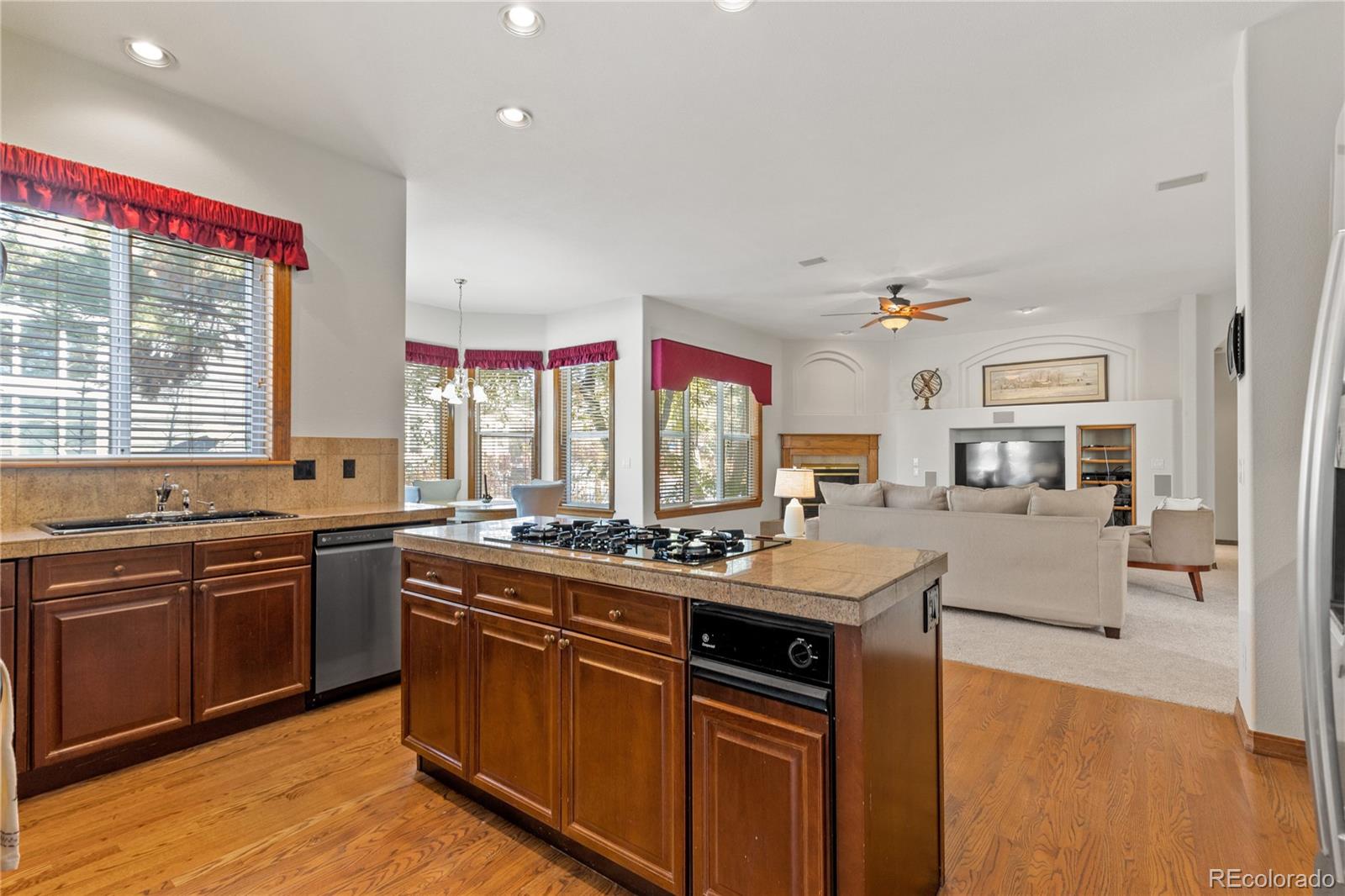 MLS Image #11 for 22019 e arbor drive,aurora, Colorado