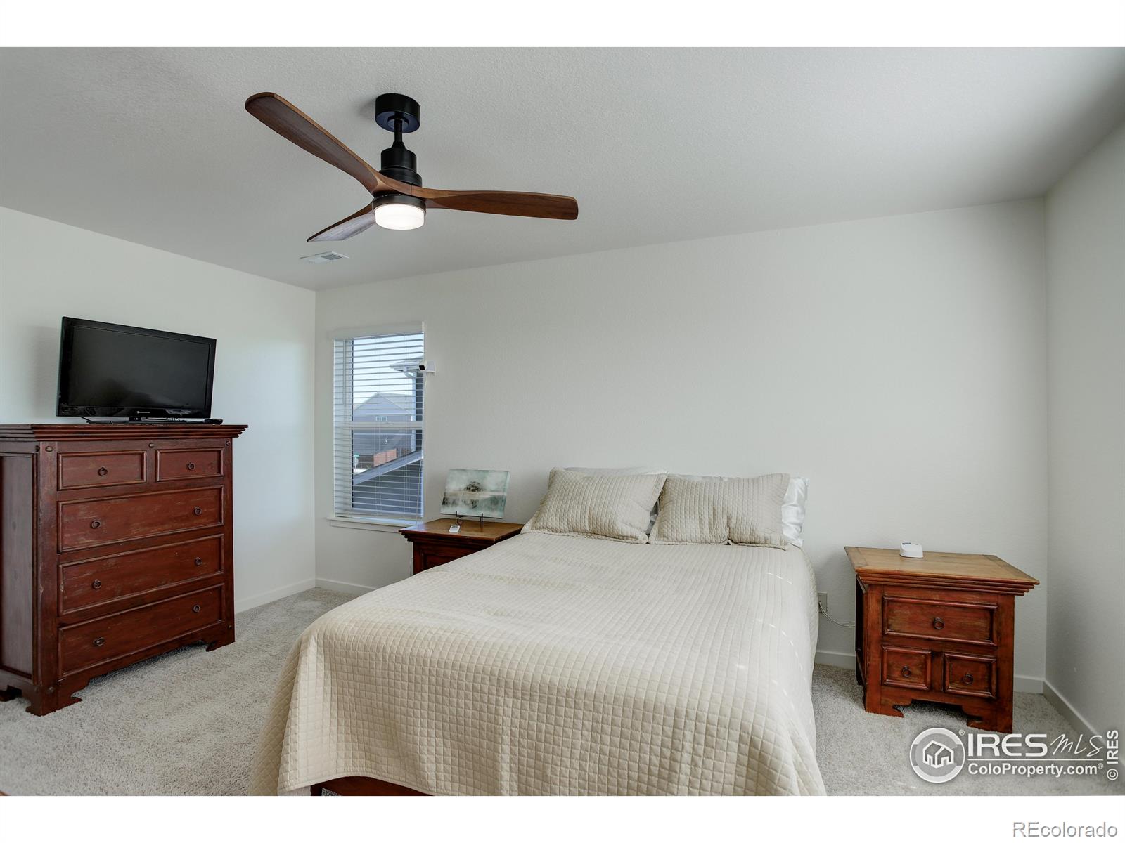 MLS Image #18 for 221  raven lane,johnstown, Colorado