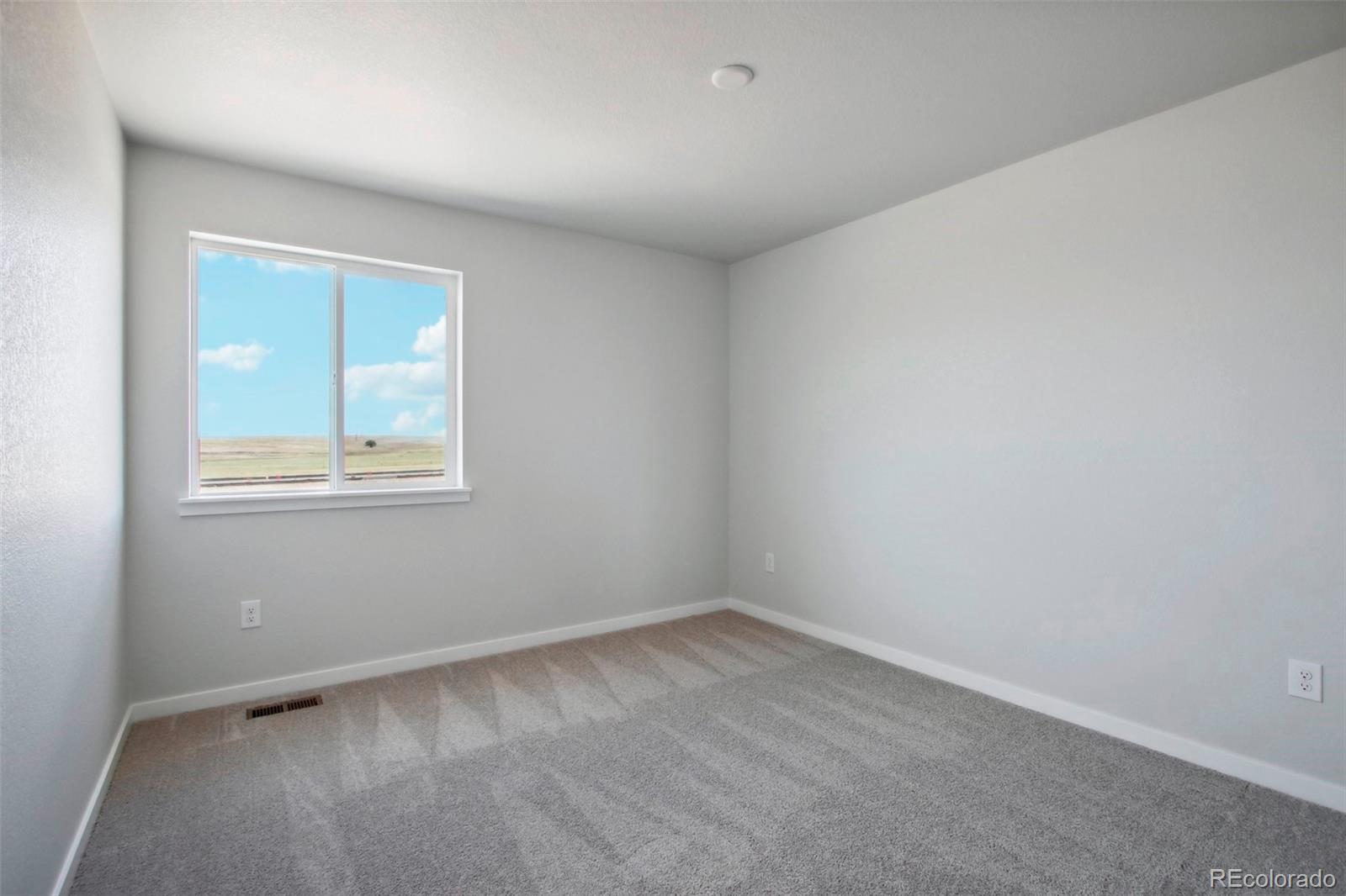 MLS Image #32 for 3292 n highlands creek parkway,aurora, Colorado