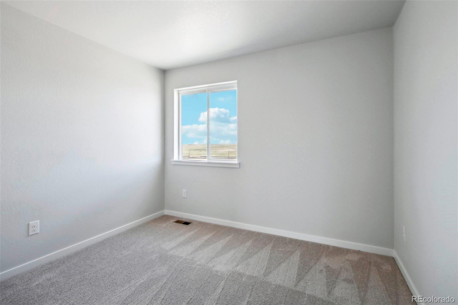 MLS Image #34 for 3292 n highlands creek parkway,aurora, Colorado