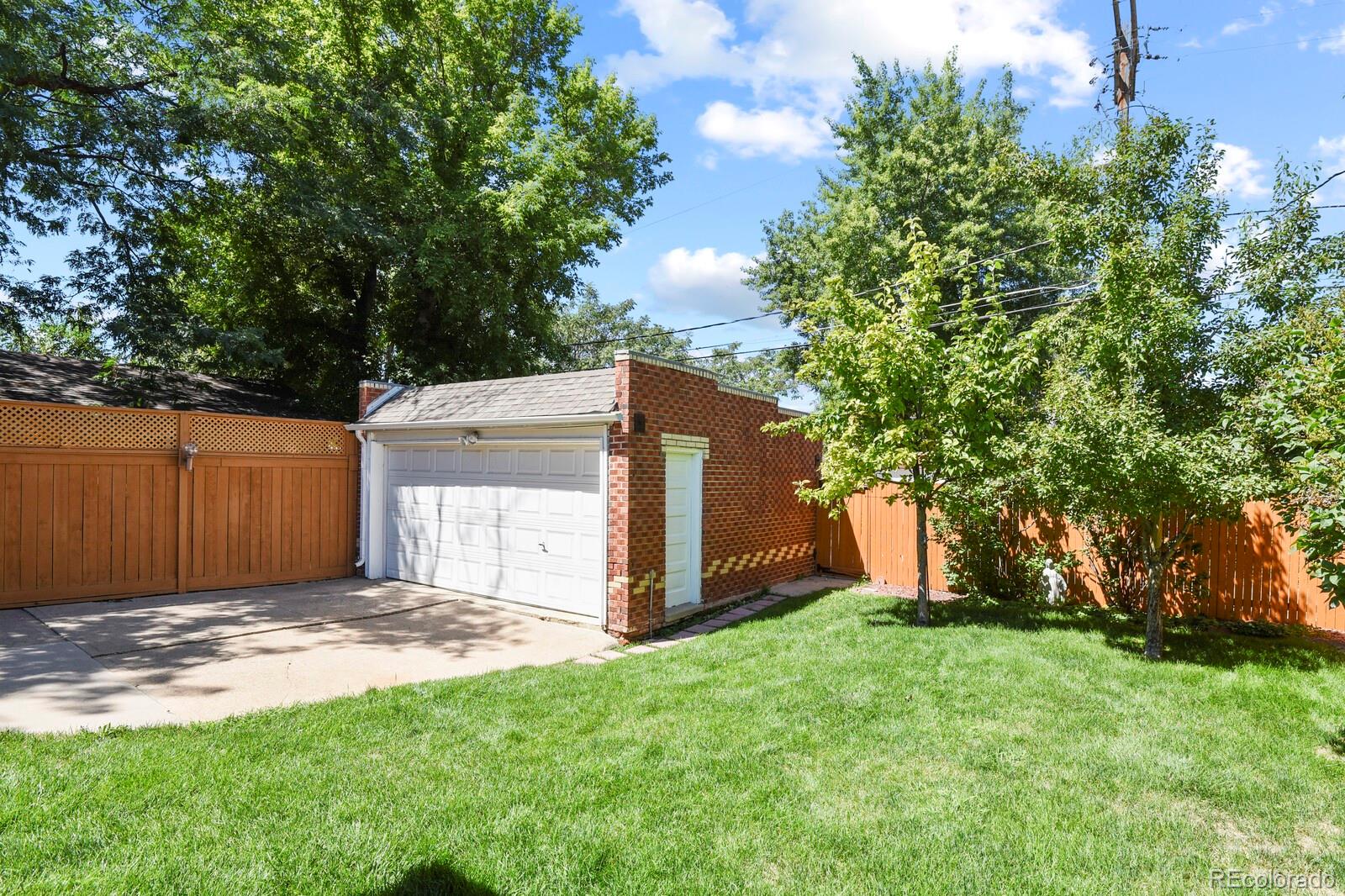 MLS Image #26 for 1529  holly ,denver, Colorado