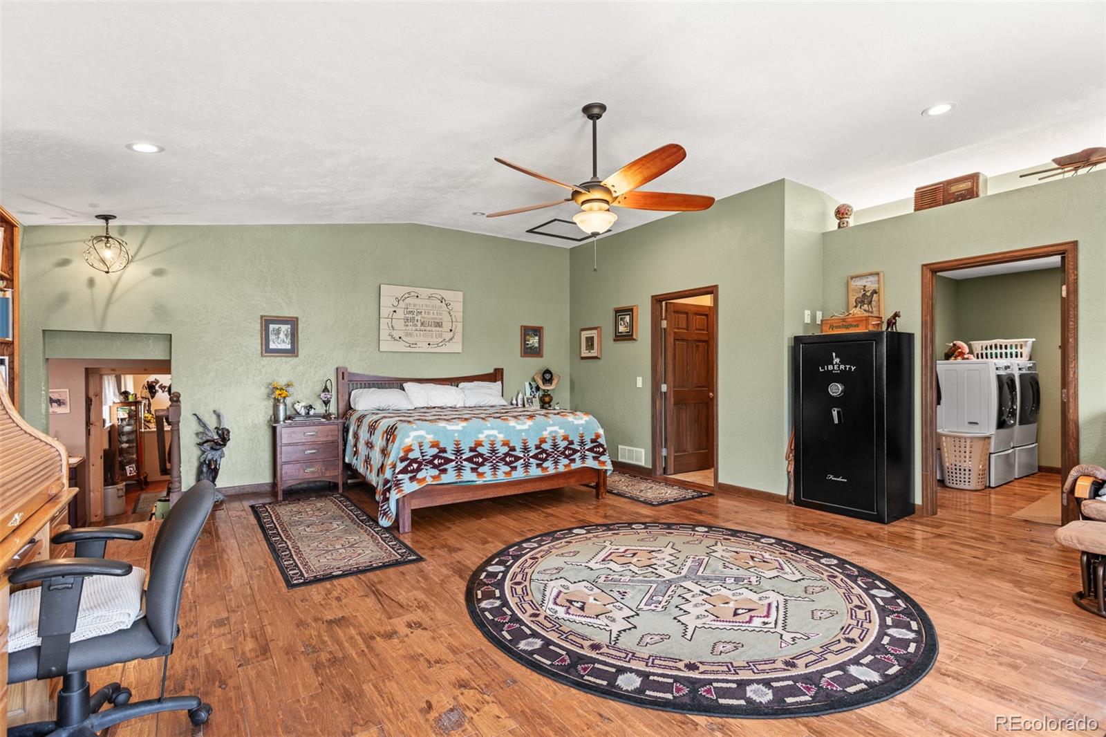 MLS Image #13 for 940  orion street,golden, Colorado