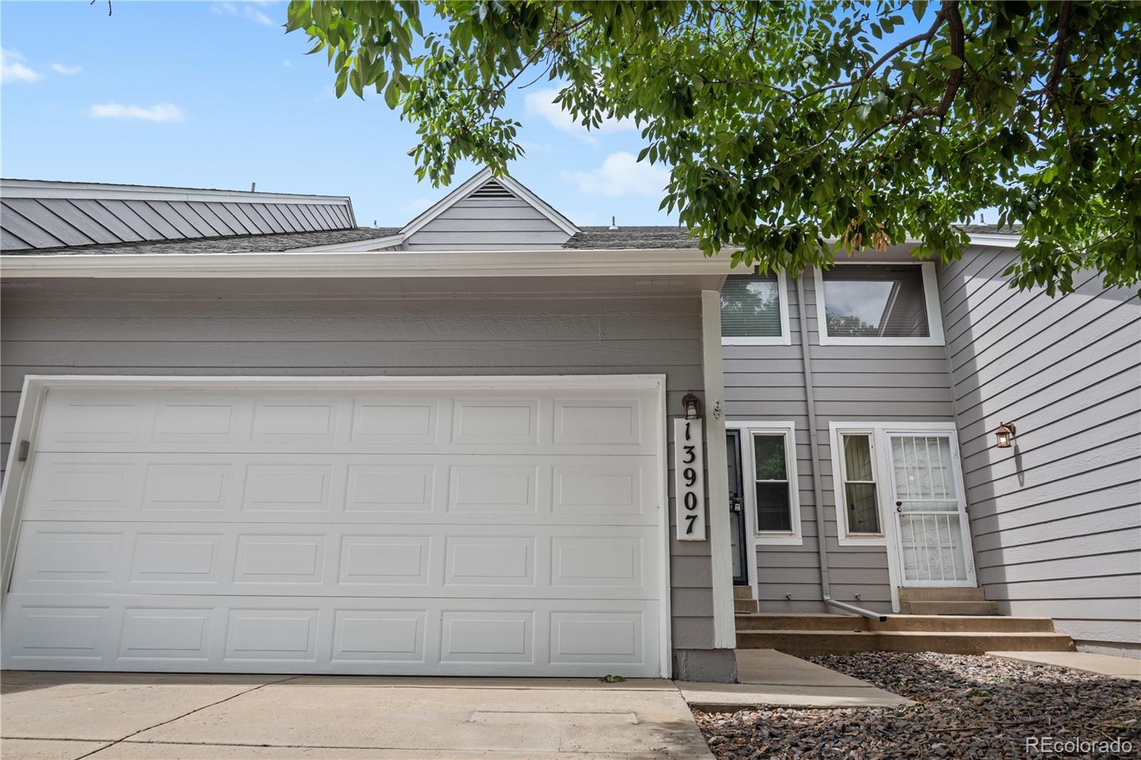 MLS Image #3 for 13907 e oxford place,aurora, Colorado