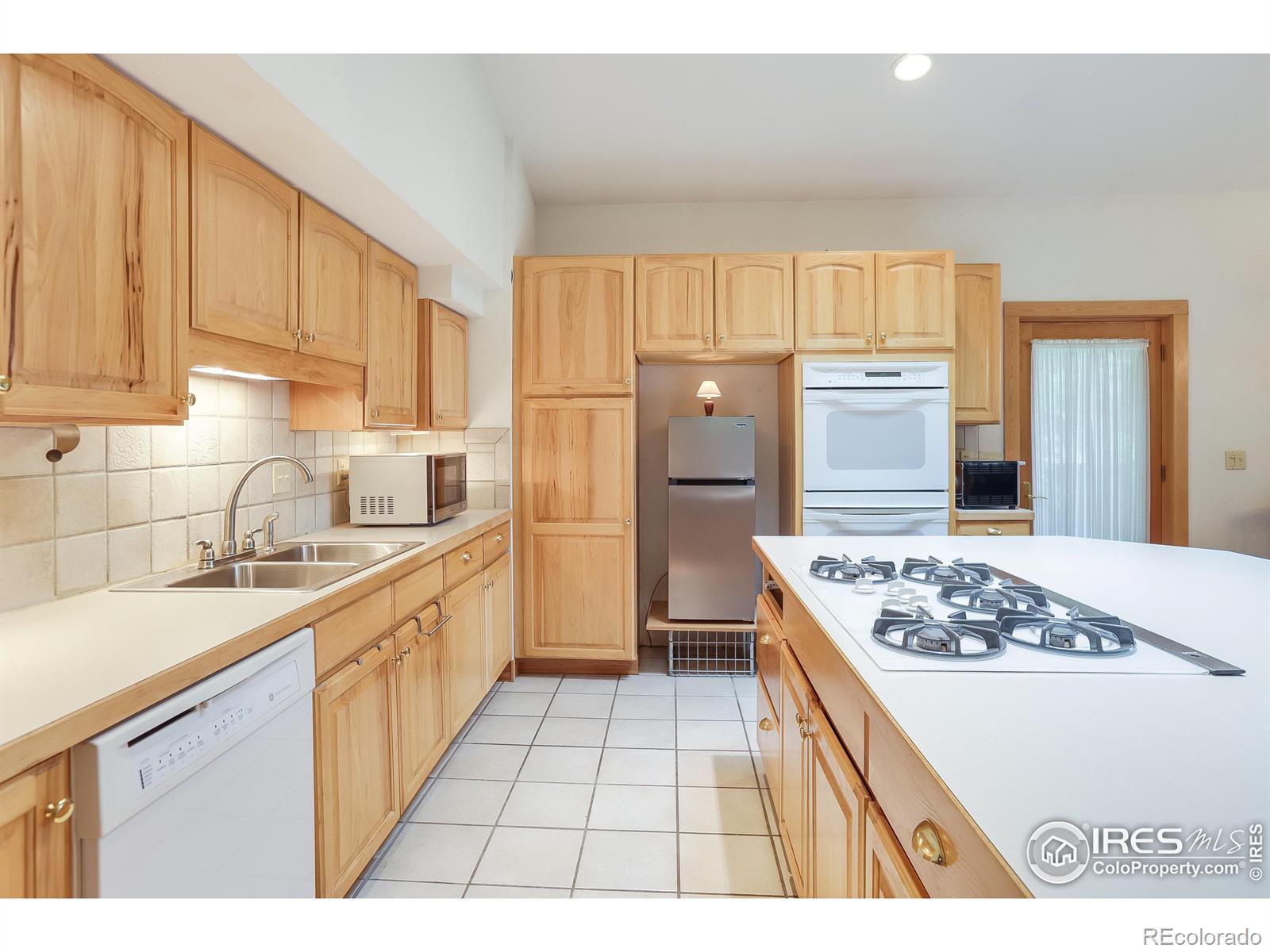 MLS Image #10 for 401 n shields street,fort collins, Colorado