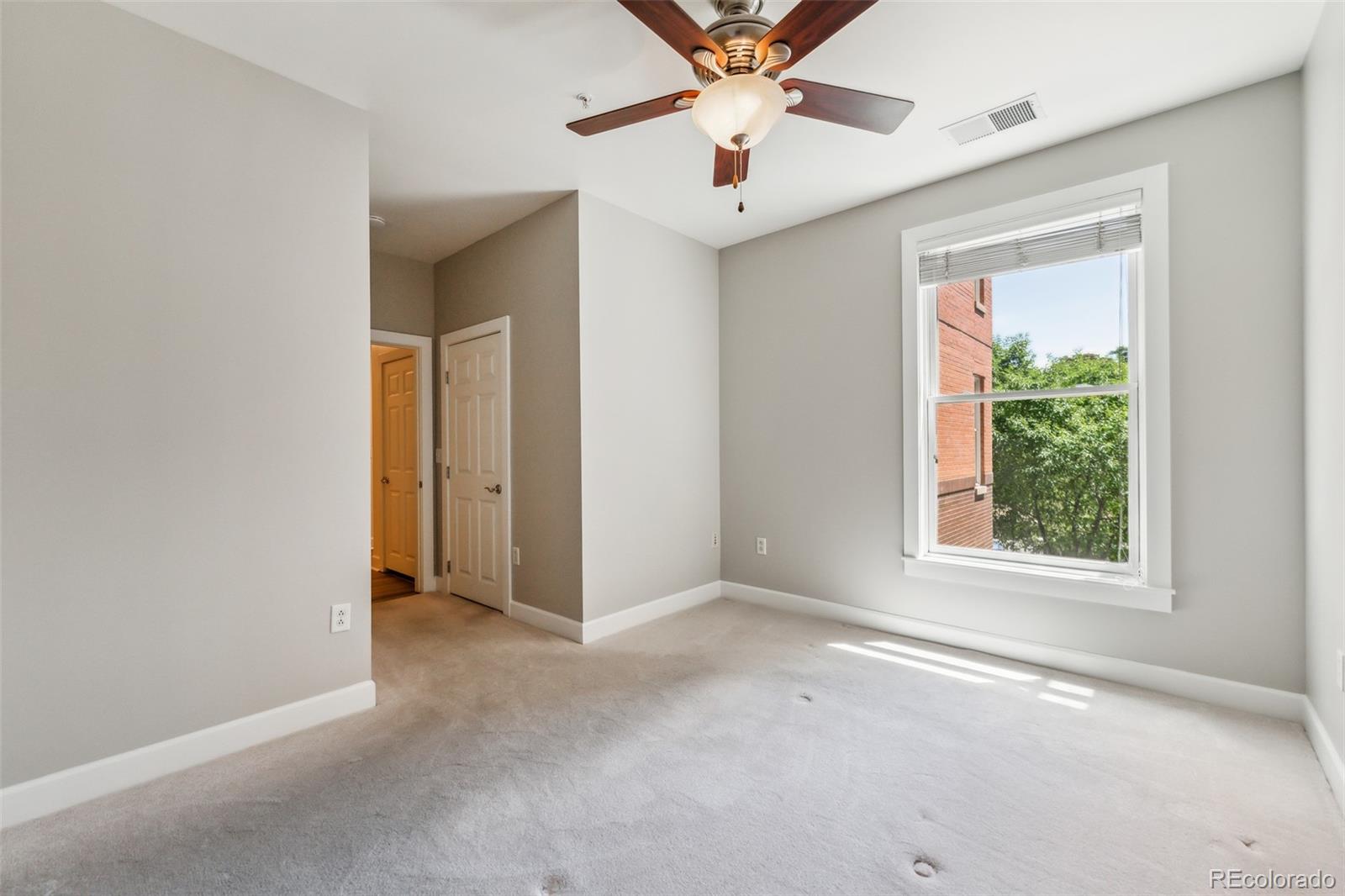 MLS Image #23 for 1631 n emerson street,denver, Colorado