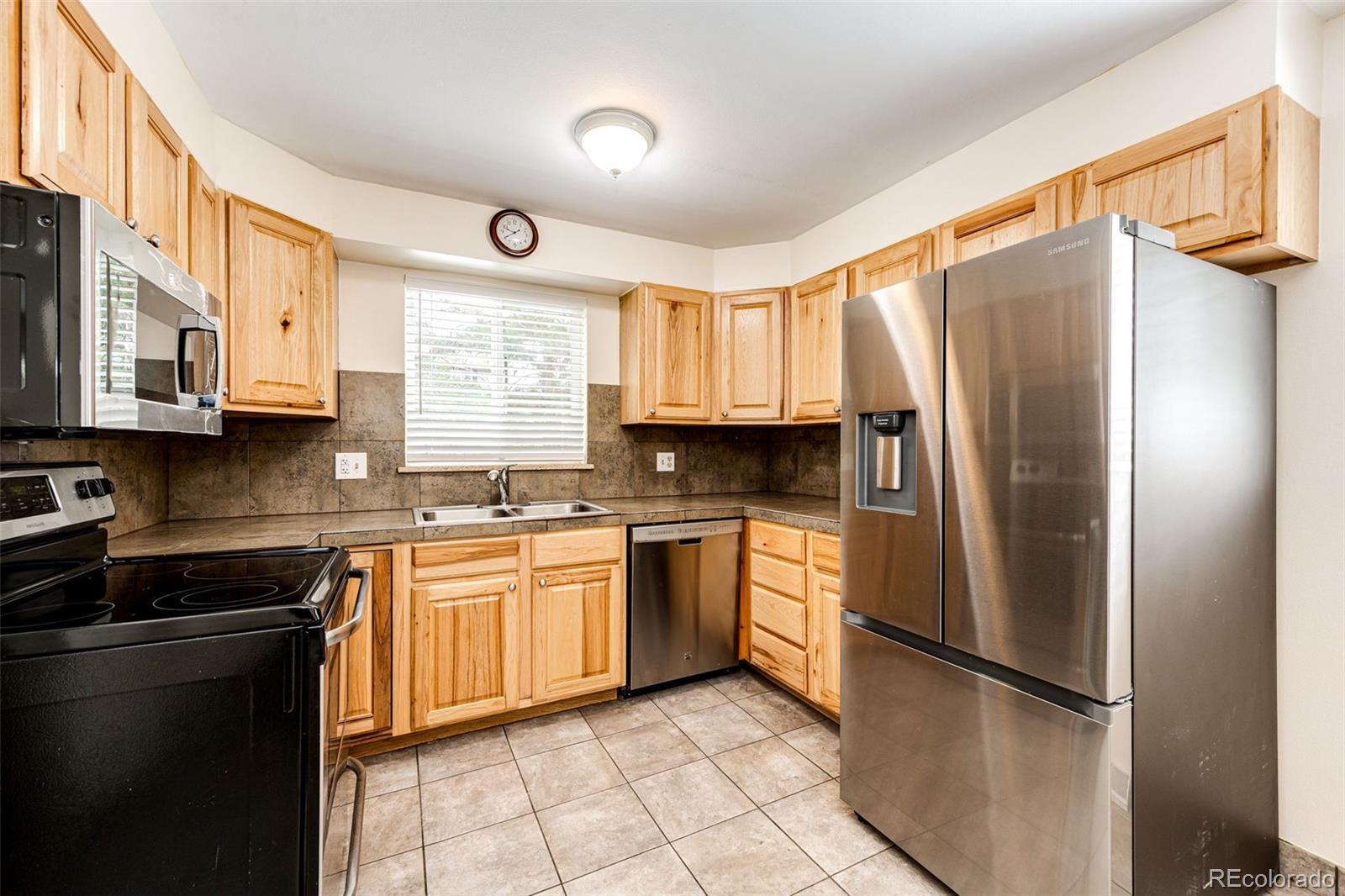 MLS Image #12 for 5934 s columbine way,centennial, Colorado