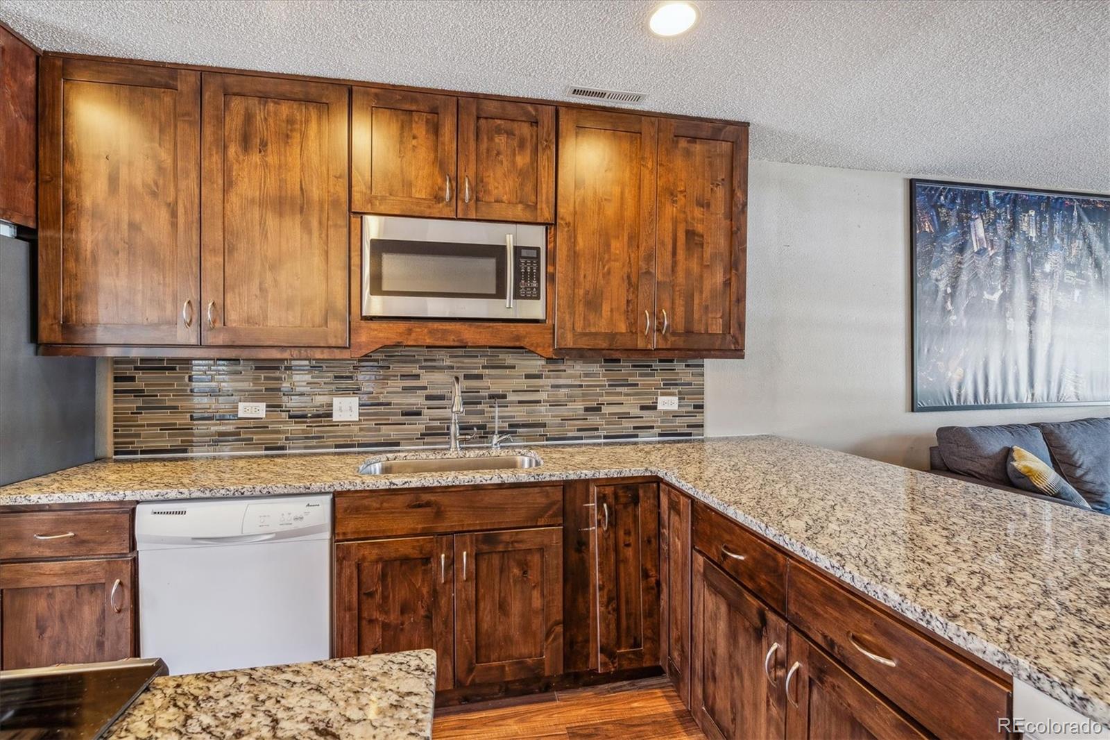 MLS Image #10 for 2301 e fremont avenue t10,centennial, Colorado