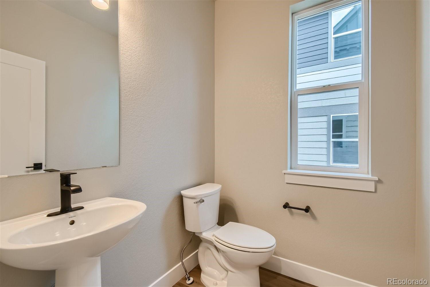 MLS Image #12 for 2751  e. 102nd place,thornton, Colorado