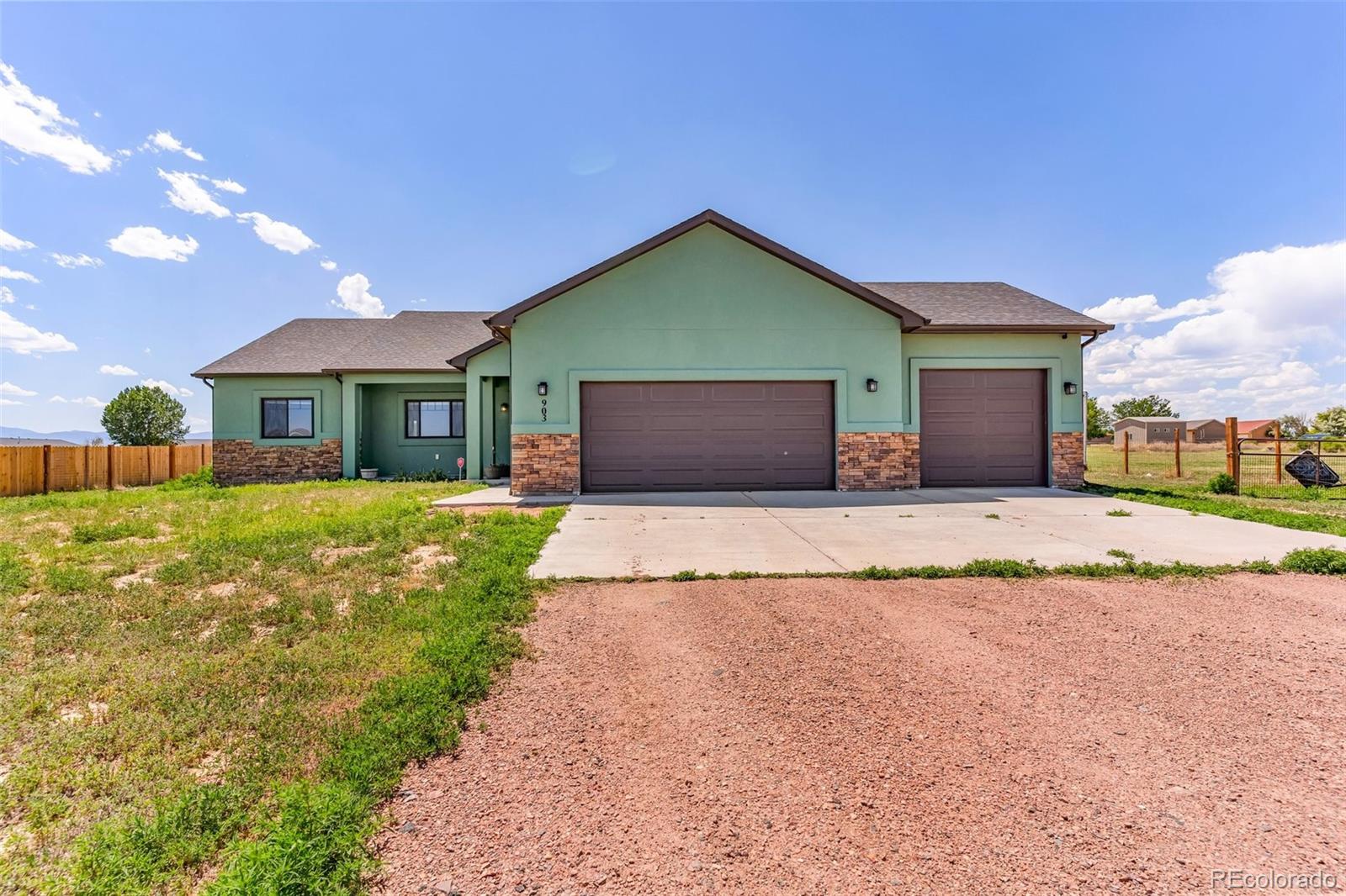 CMA Image for 903 S Cienaga Drive,Pueblo, Colorado