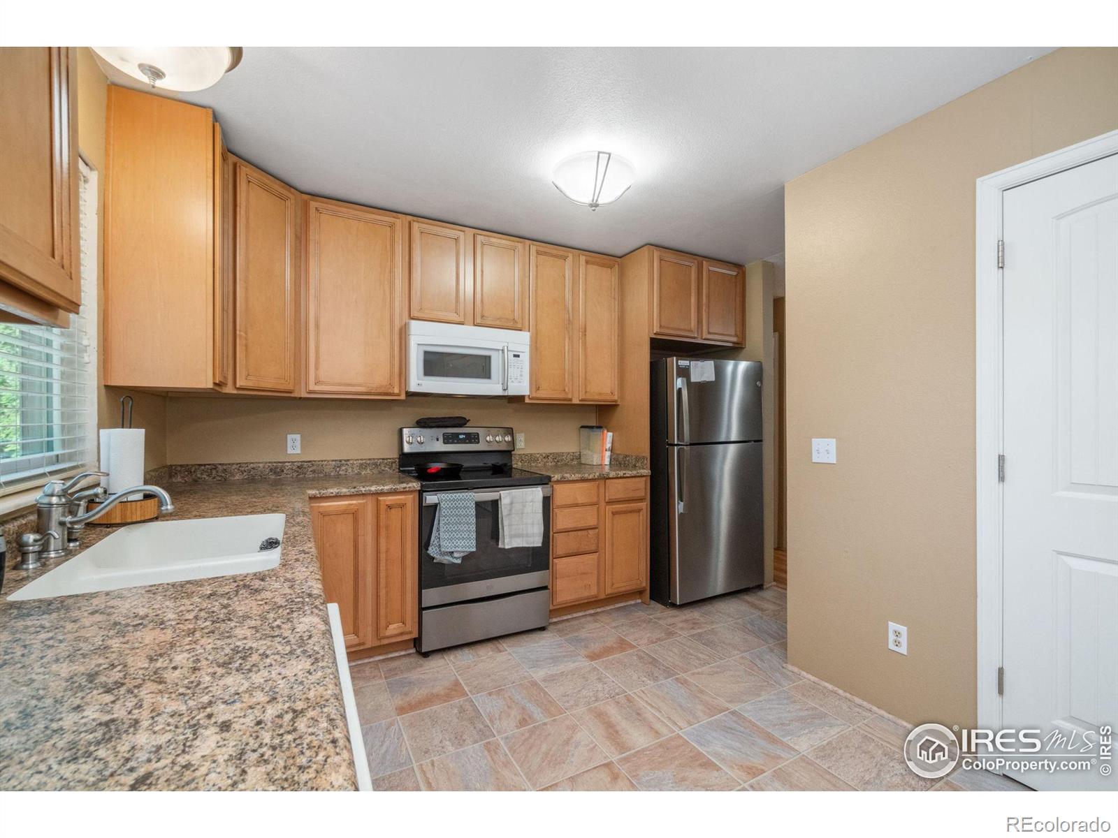 MLS Image #10 for 400  towhee street,fort collins, Colorado