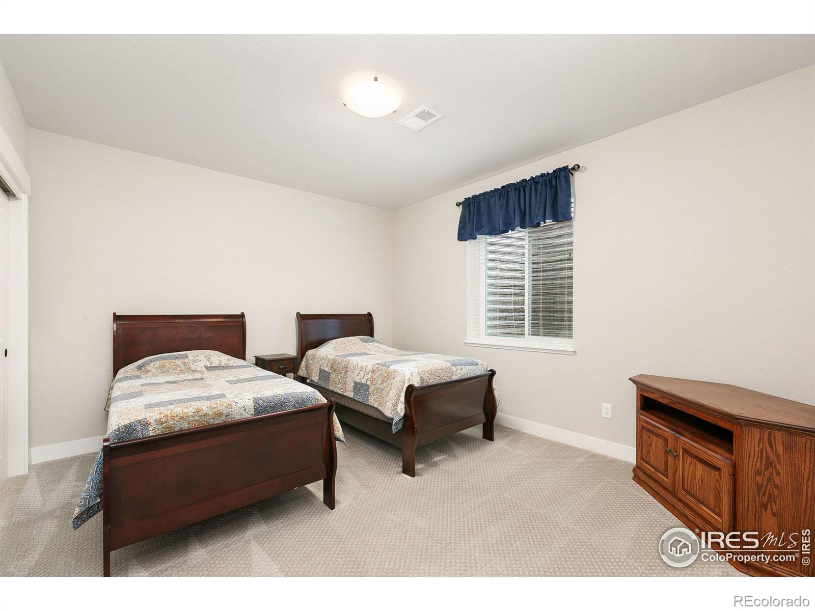 MLS Image #22 for 5551  longshaw court,windsor, Colorado