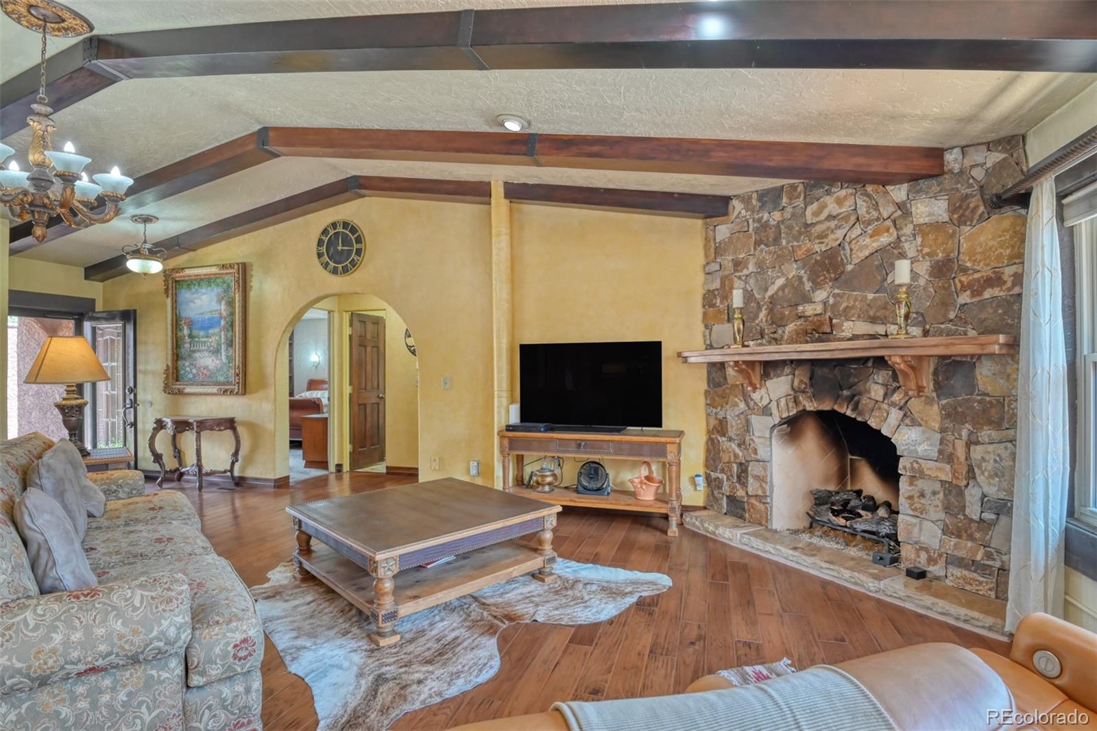 MLS Image #5 for 15  woodmen court,colorado springs, Colorado