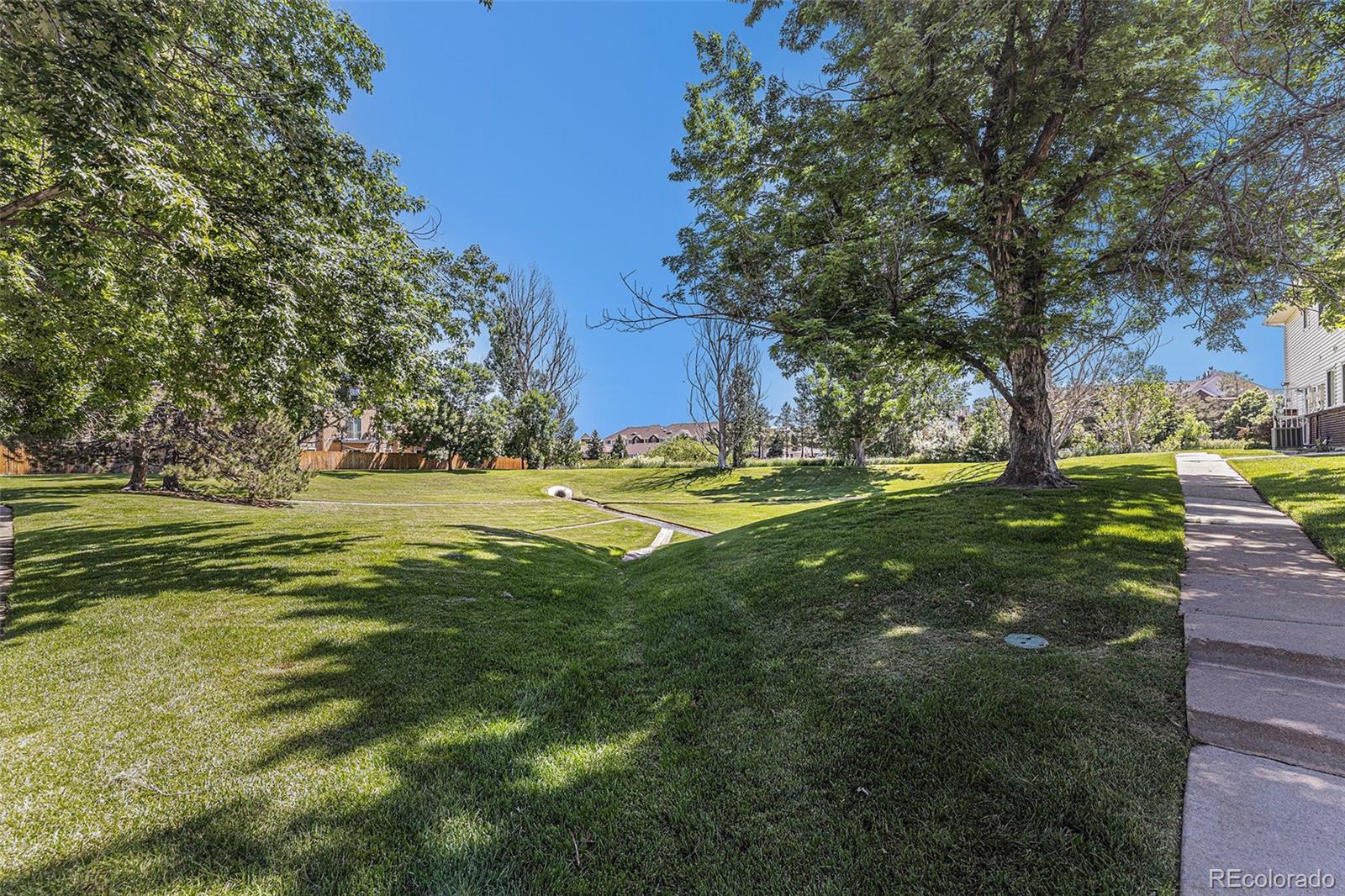 MLS Image #19 for 9255 e lehigh avenue,denver, Colorado