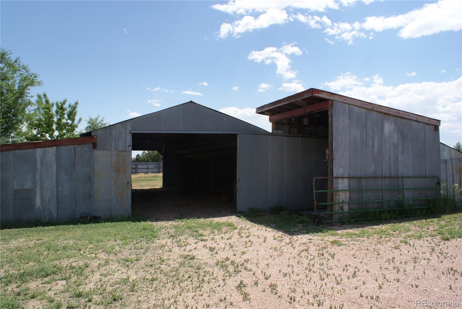 MLS Image #17 for 2707  county road 19 ,fort lupton, Colorado
