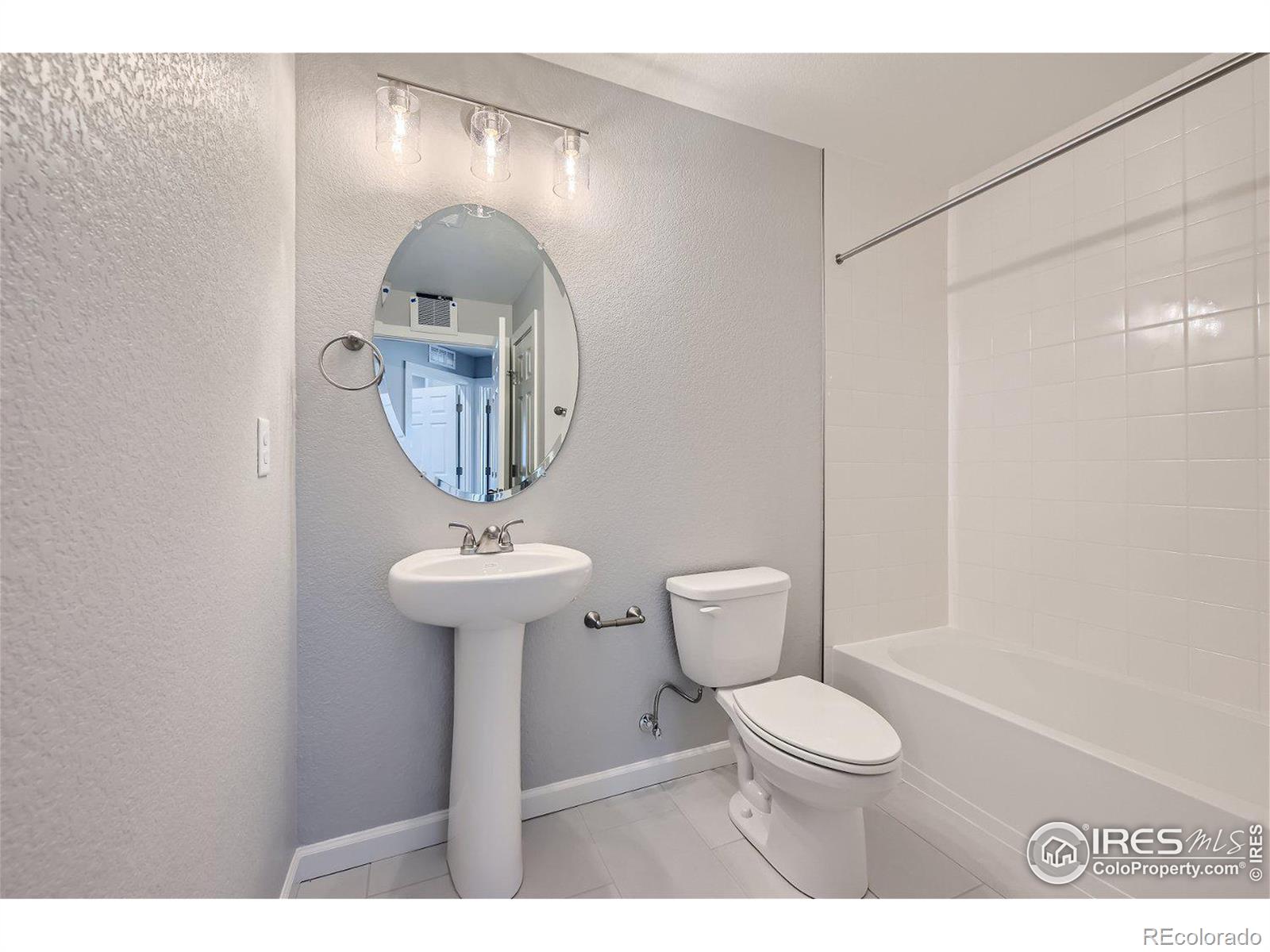 MLS Image #14 for 2435  calais drive,longmont, Colorado