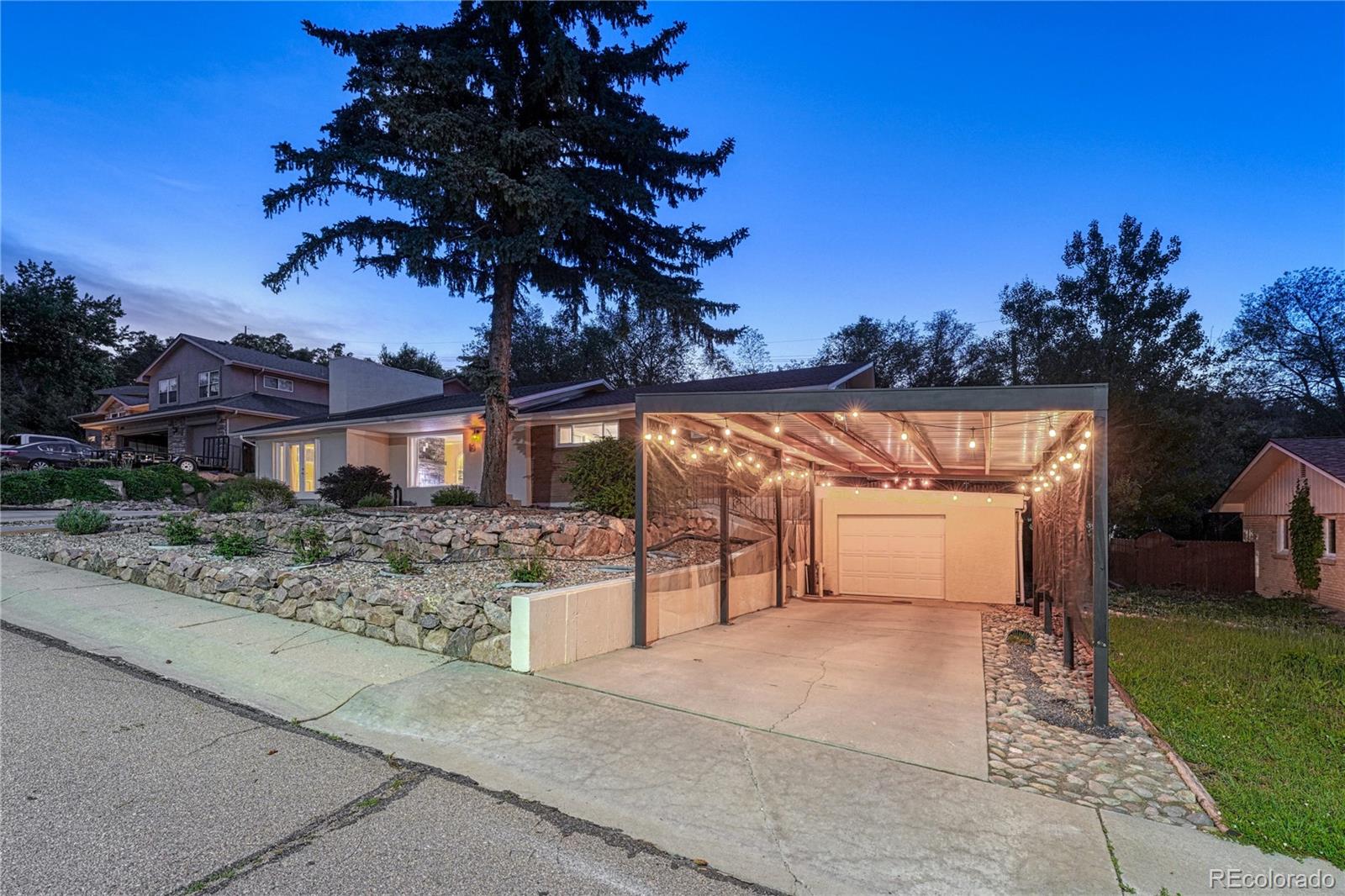 CMA Image for 1014  Zodiac Drive,Colorado Springs, Colorado