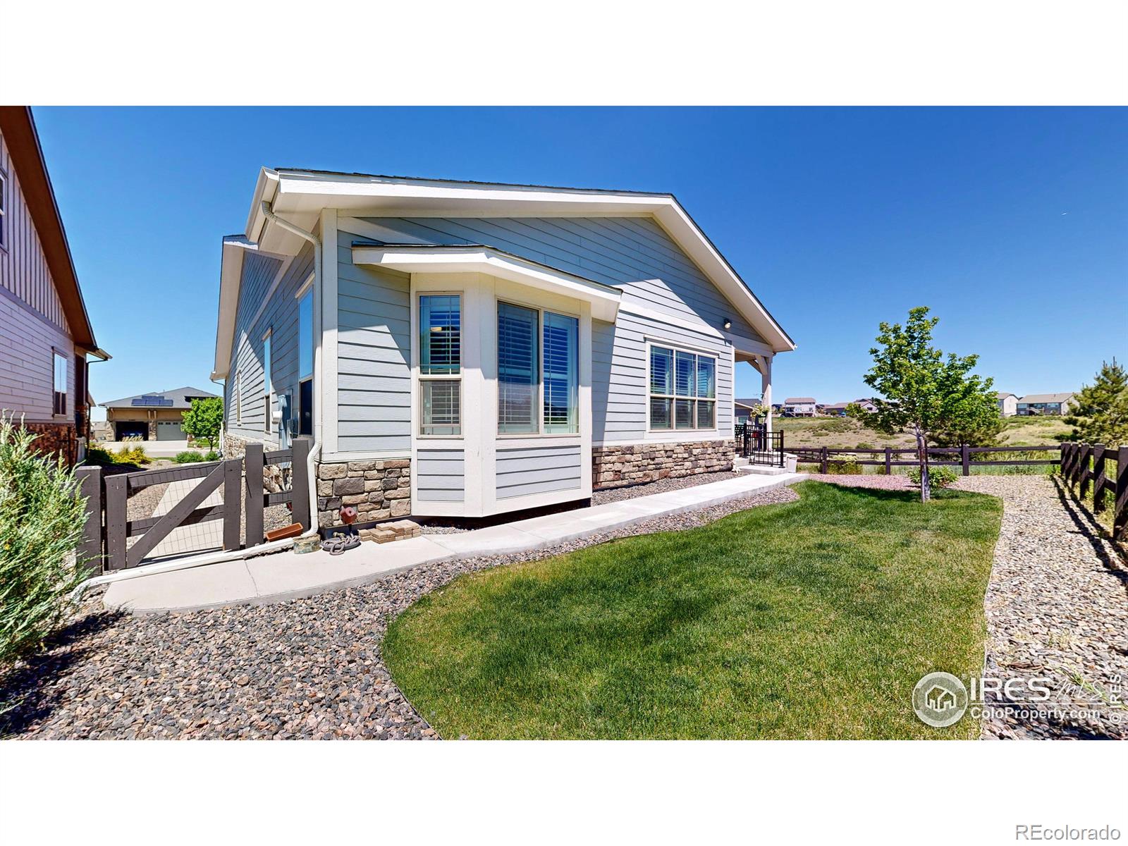 MLS Image #24 for 22674 e henderson drive,aurora, Colorado