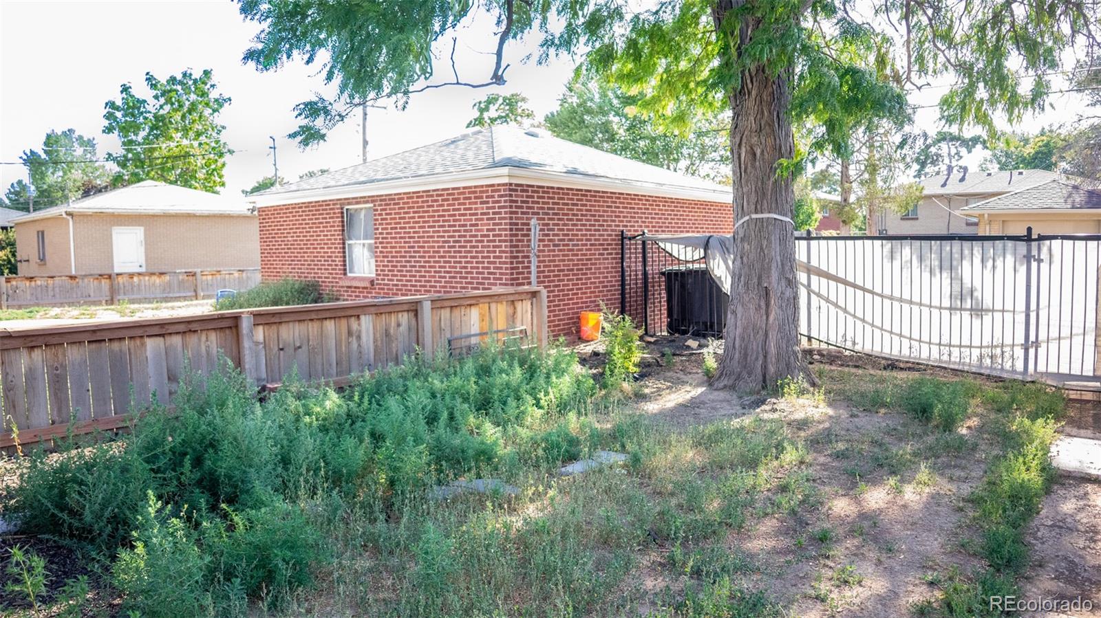 MLS Image #34 for 3667  monaco parkway,denver, Colorado