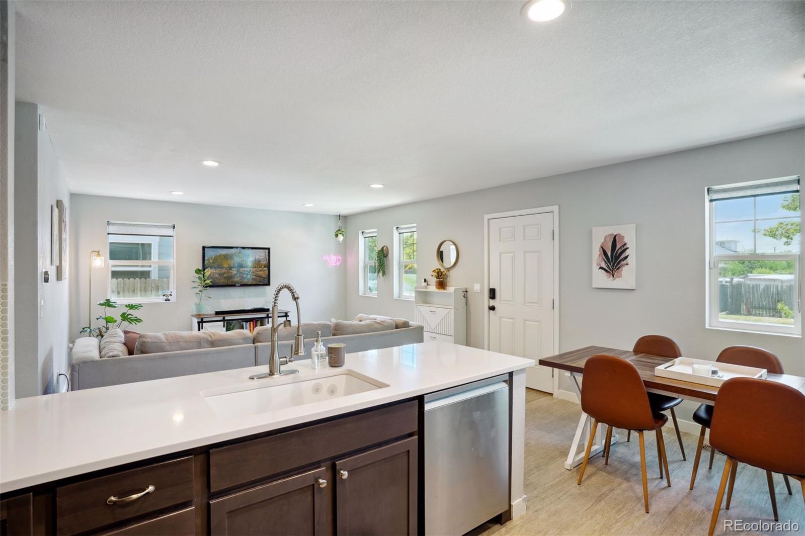MLS Image #11 for 4080  adams street,denver, Colorado