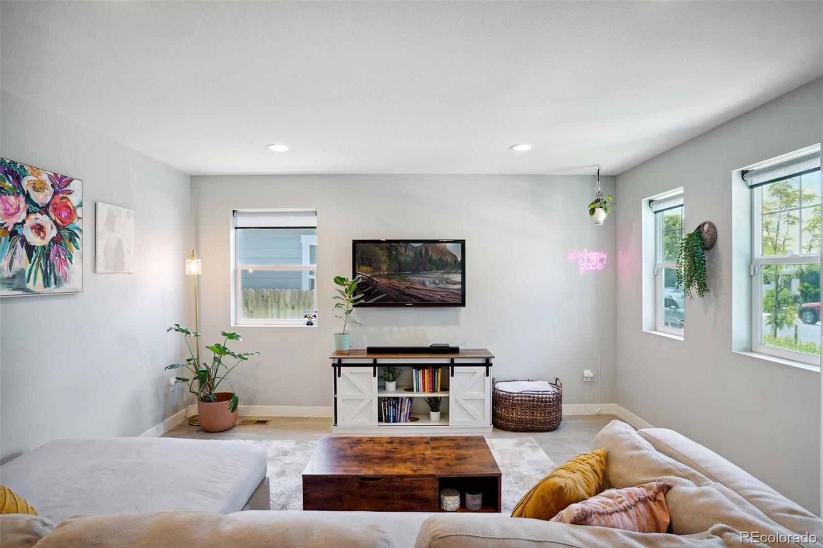 MLS Image #3 for 4080  adams street,denver, Colorado