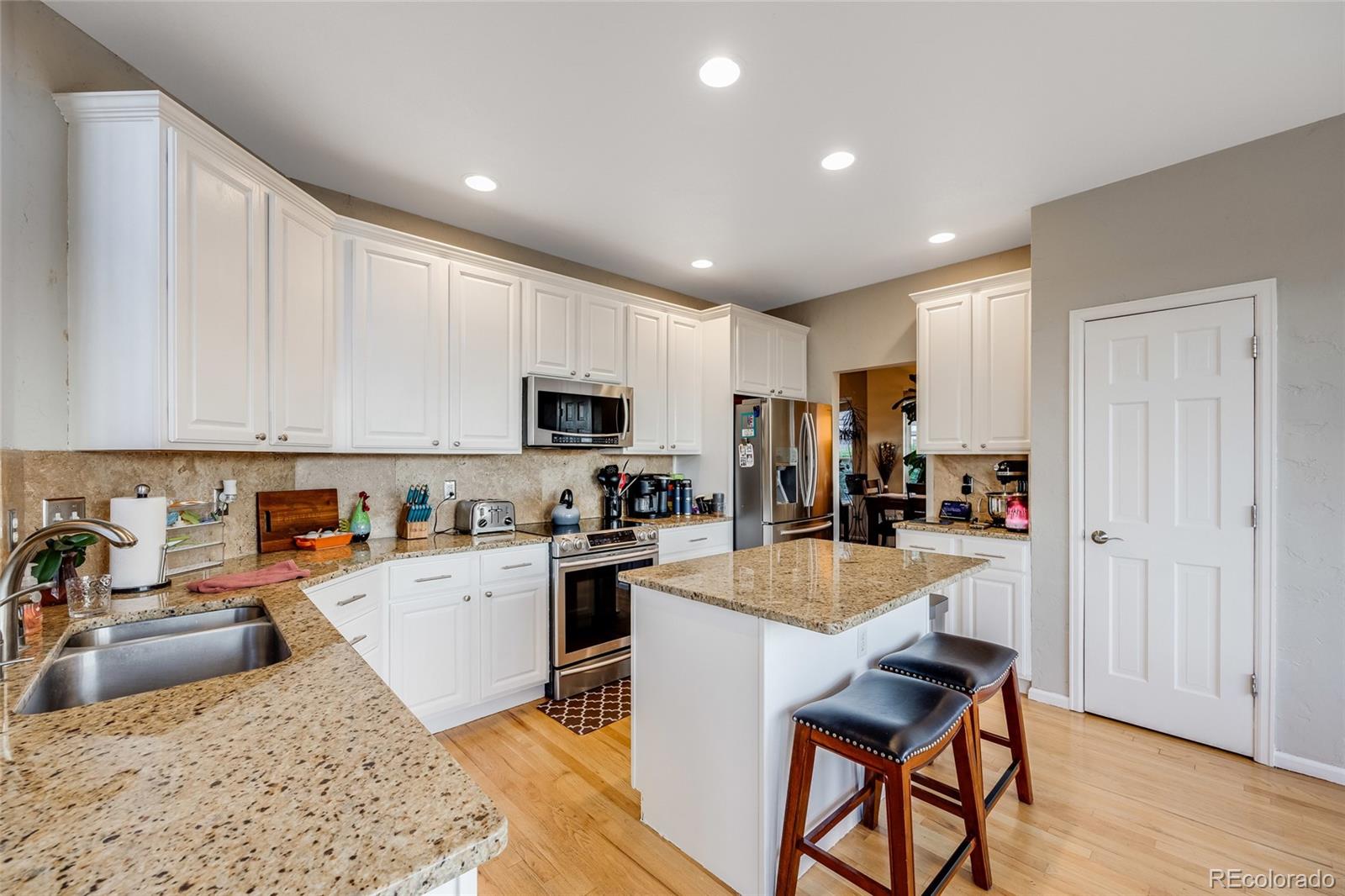 MLS Image #6 for 7497  exeter place,castle pines, Colorado