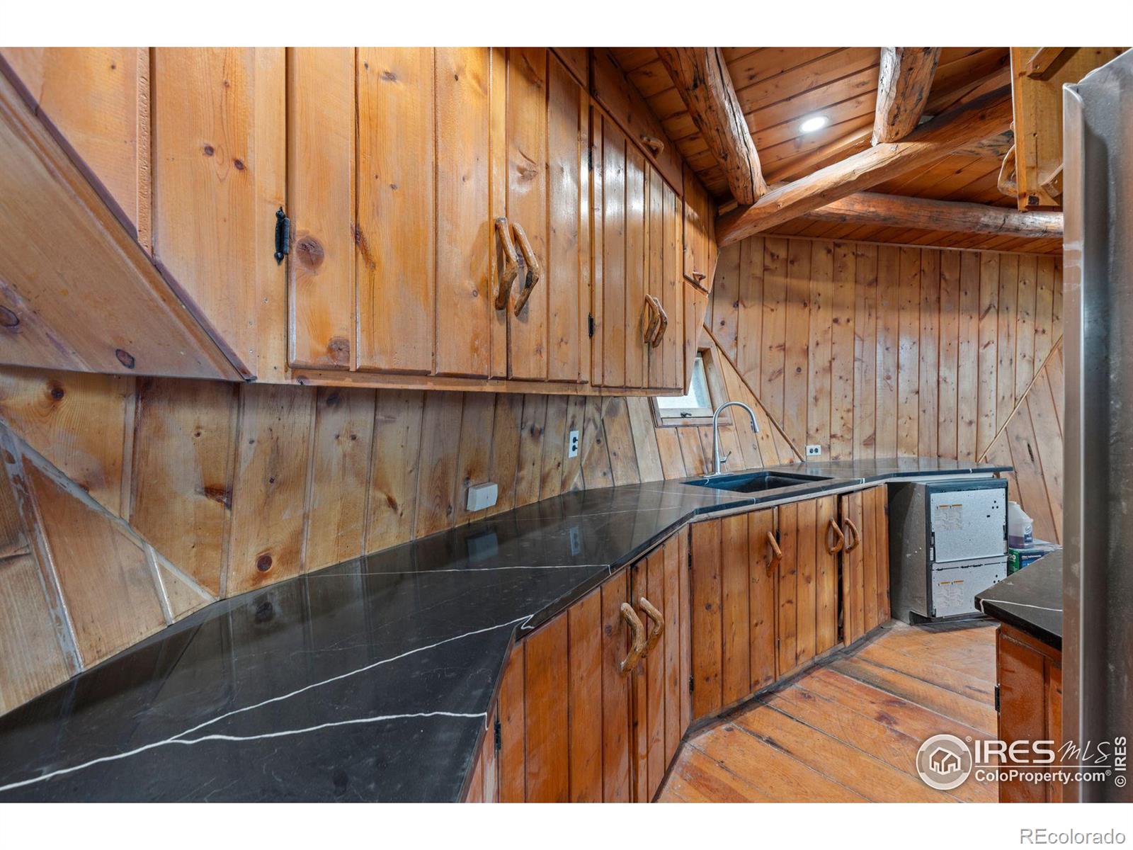 MLS Image #16 for 102  goatbarn lane,boulder, Colorado