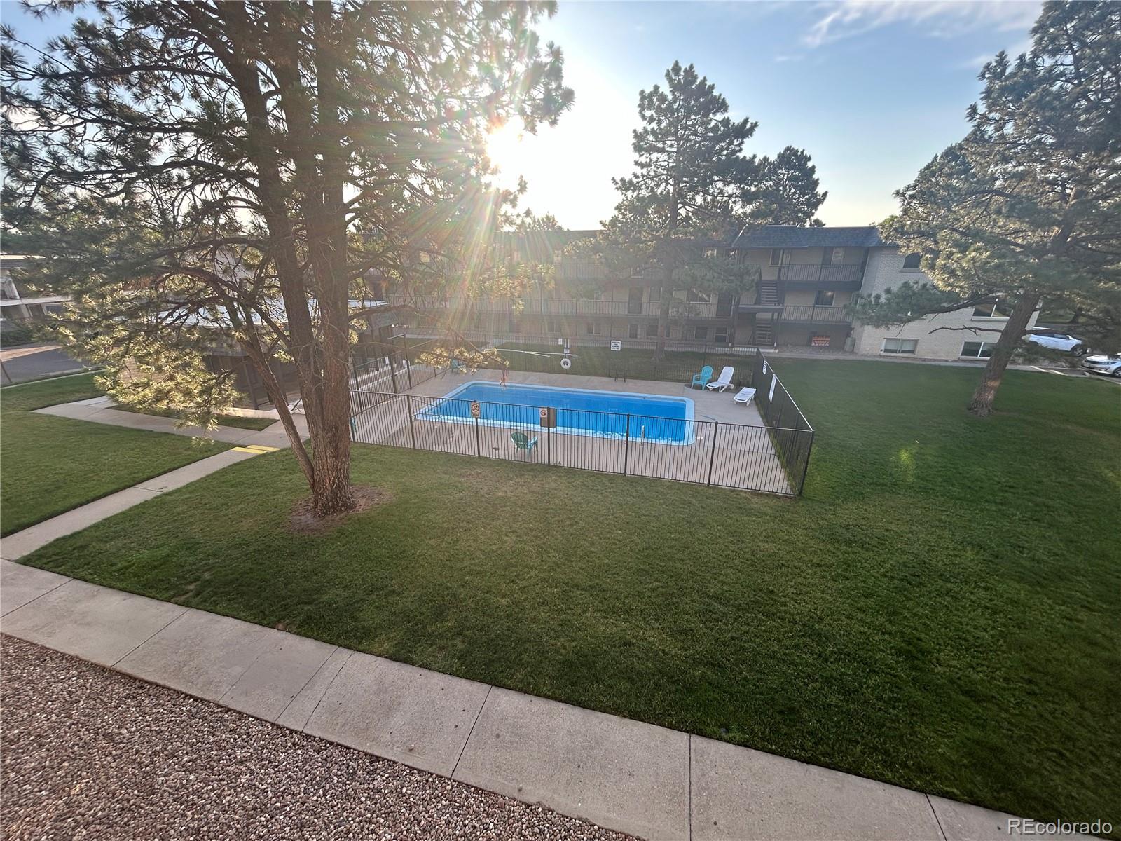 MLS Image #13 for 1723  robb street 53,lakewood, Colorado