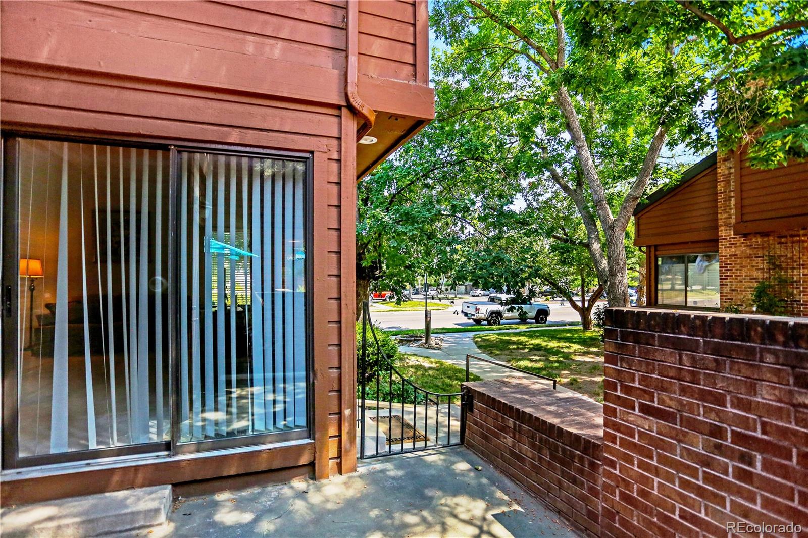 MLS Image #4 for 2685 s dayton way,denver, Colorado