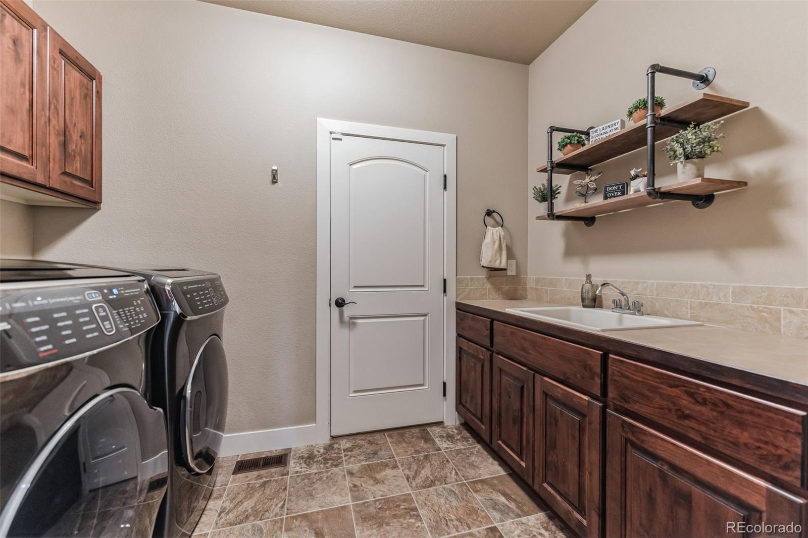 MLS Image #15 for 6710  valderrama court,windsor, Colorado