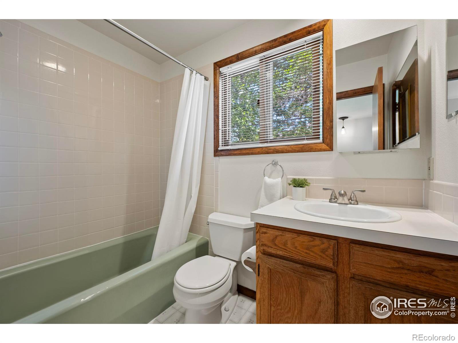 MLS Image #21 for 918  juniper avenue,boulder, Colorado