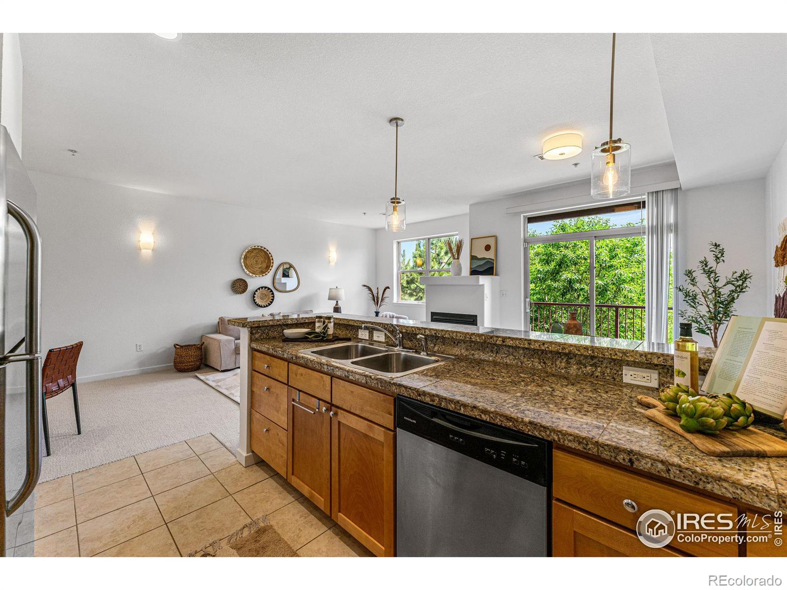 MLS Image #9 for 2920  bluff street,boulder, Colorado