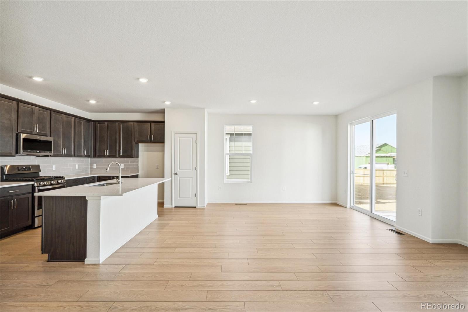 MLS Image #10 for 1547  orchard street,brighton, Colorado