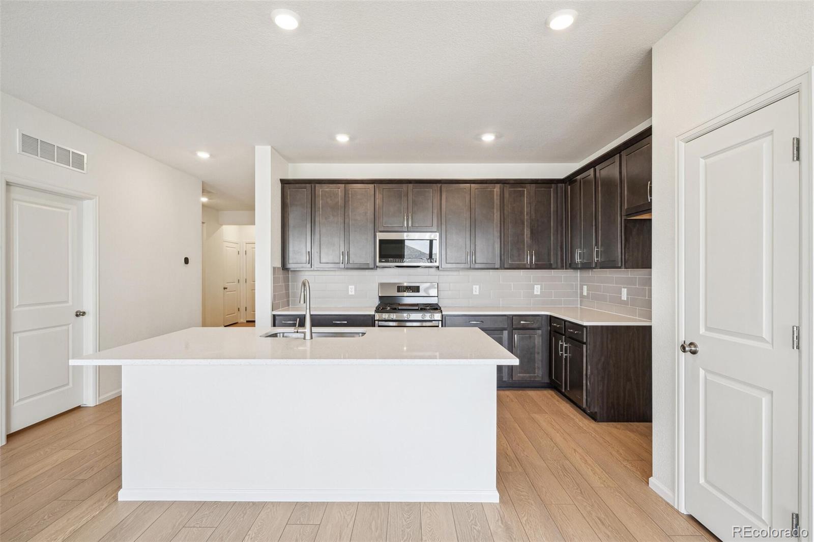 MLS Image #15 for 1547  orchard street,brighton, Colorado