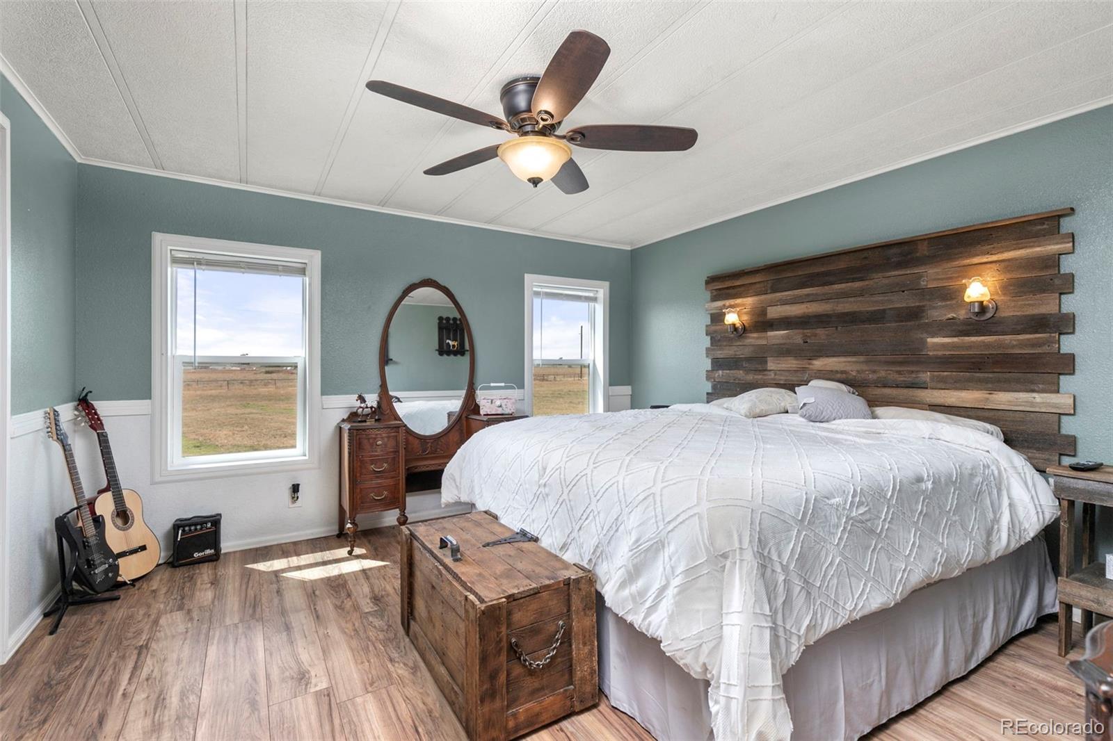 MLS Image #15 for 16160  county road 47 ,la salle, Colorado