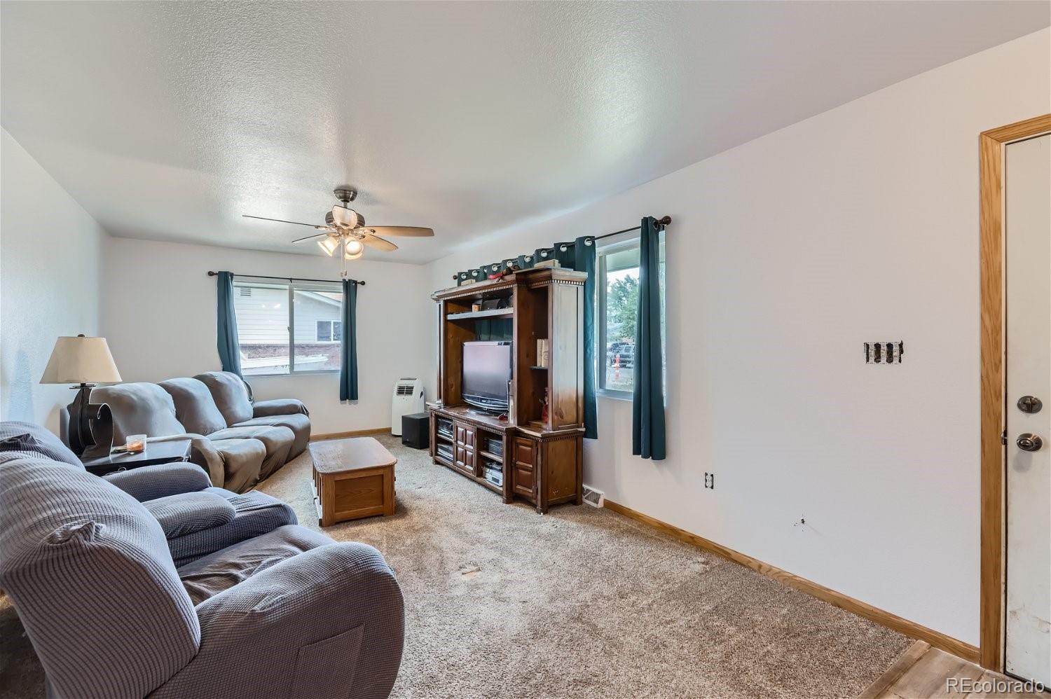 MLS Image #4 for 304  olive lane,platteville, Colorado