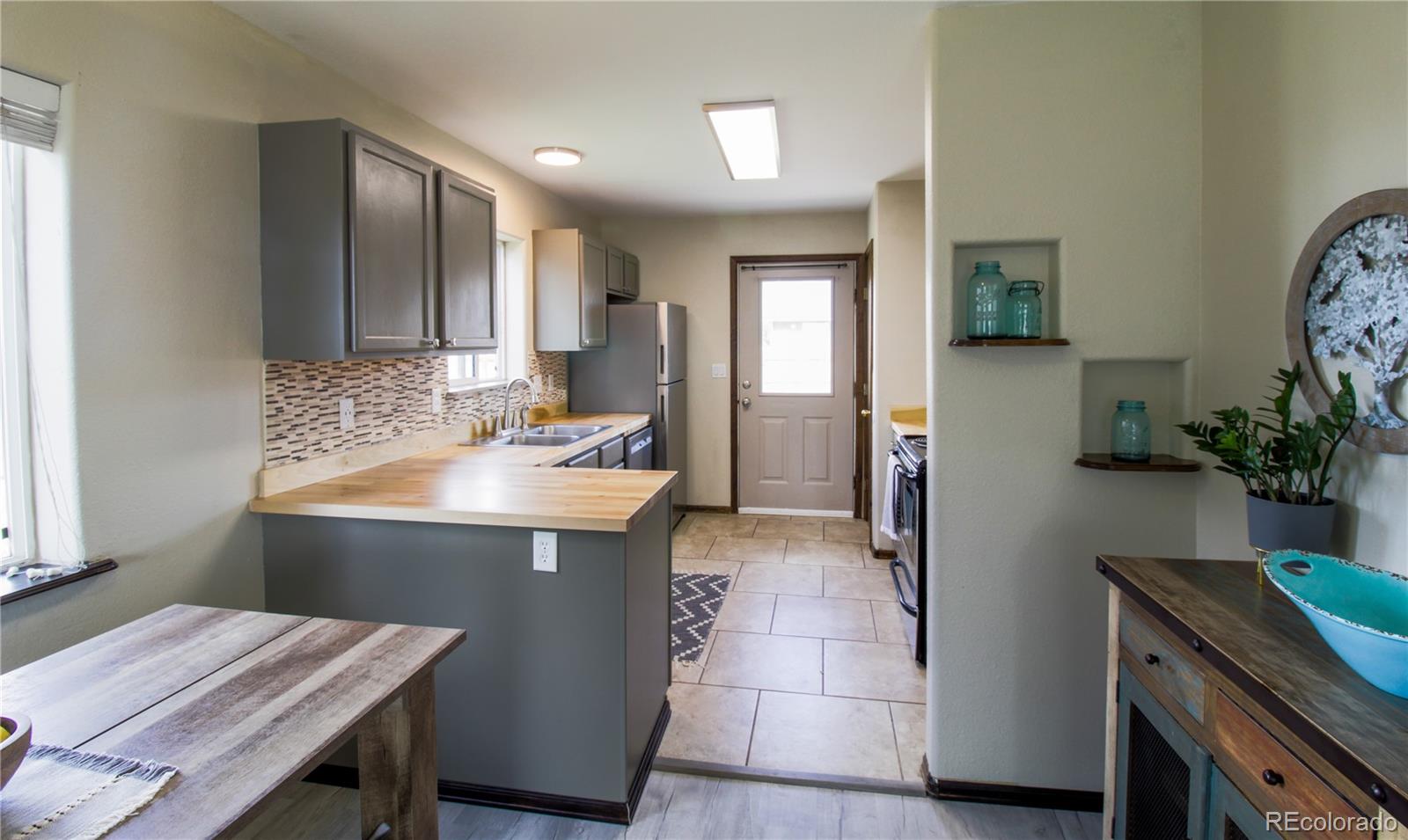 MLS Image #7 for 2111  gloria place,alamosa, Colorado