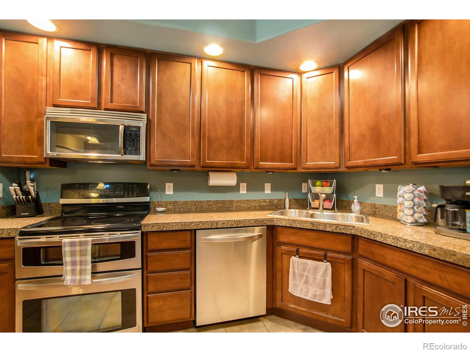 MLS Image #11 for 11384  xavier drive,westminster, Colorado