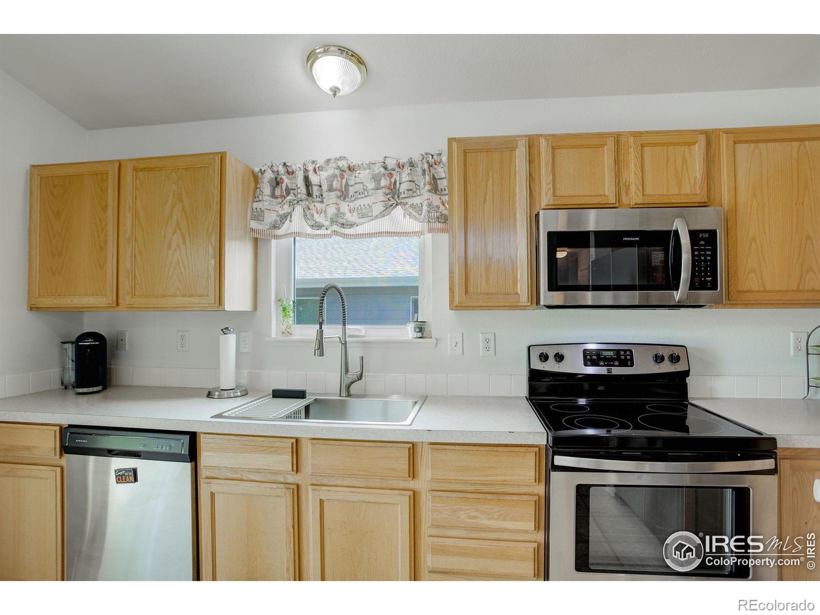 MLS Image #13 for 3132  cody avenue,evans, Colorado